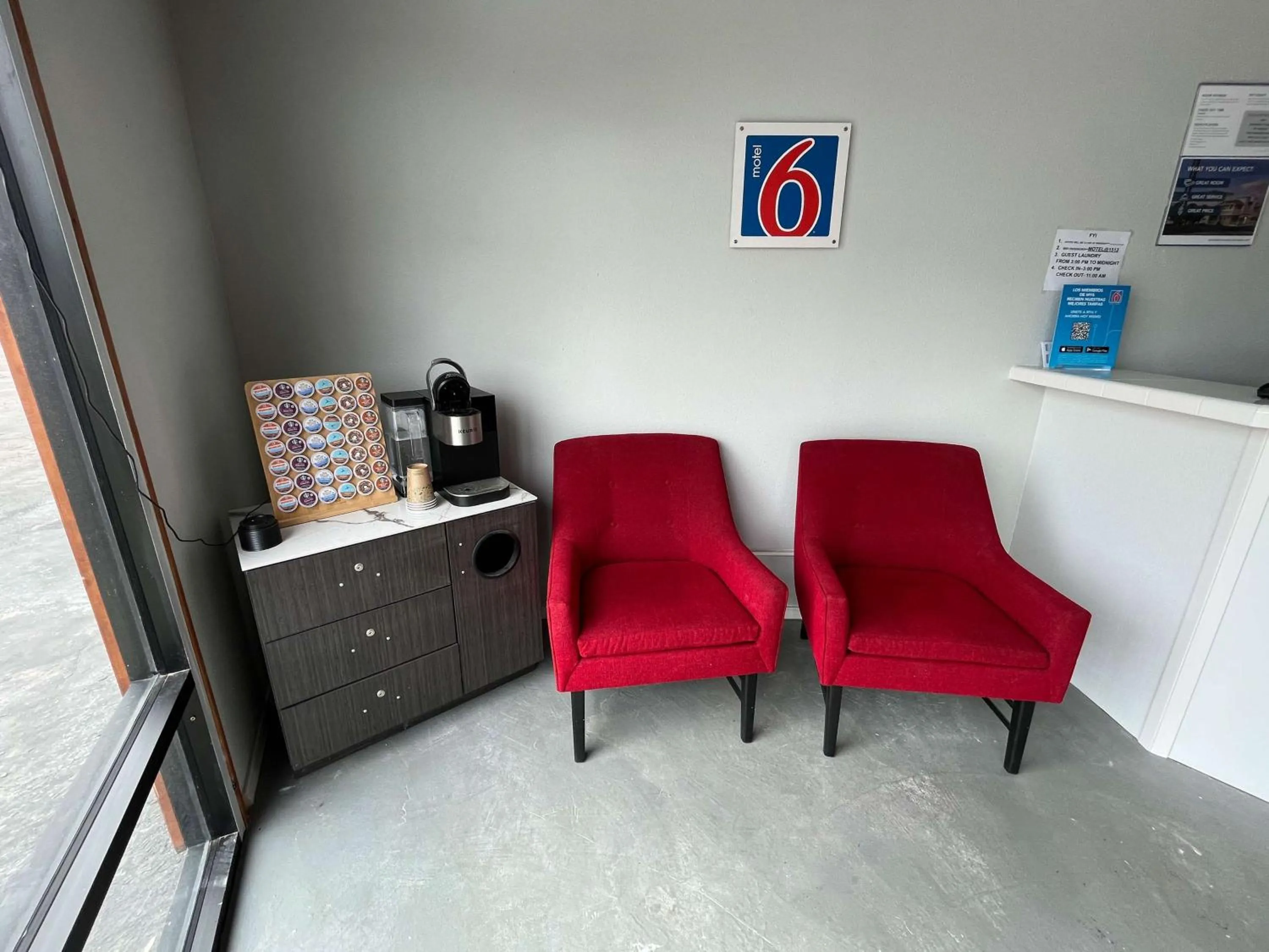 Lobby or reception in Motel 6 Cordele, GA