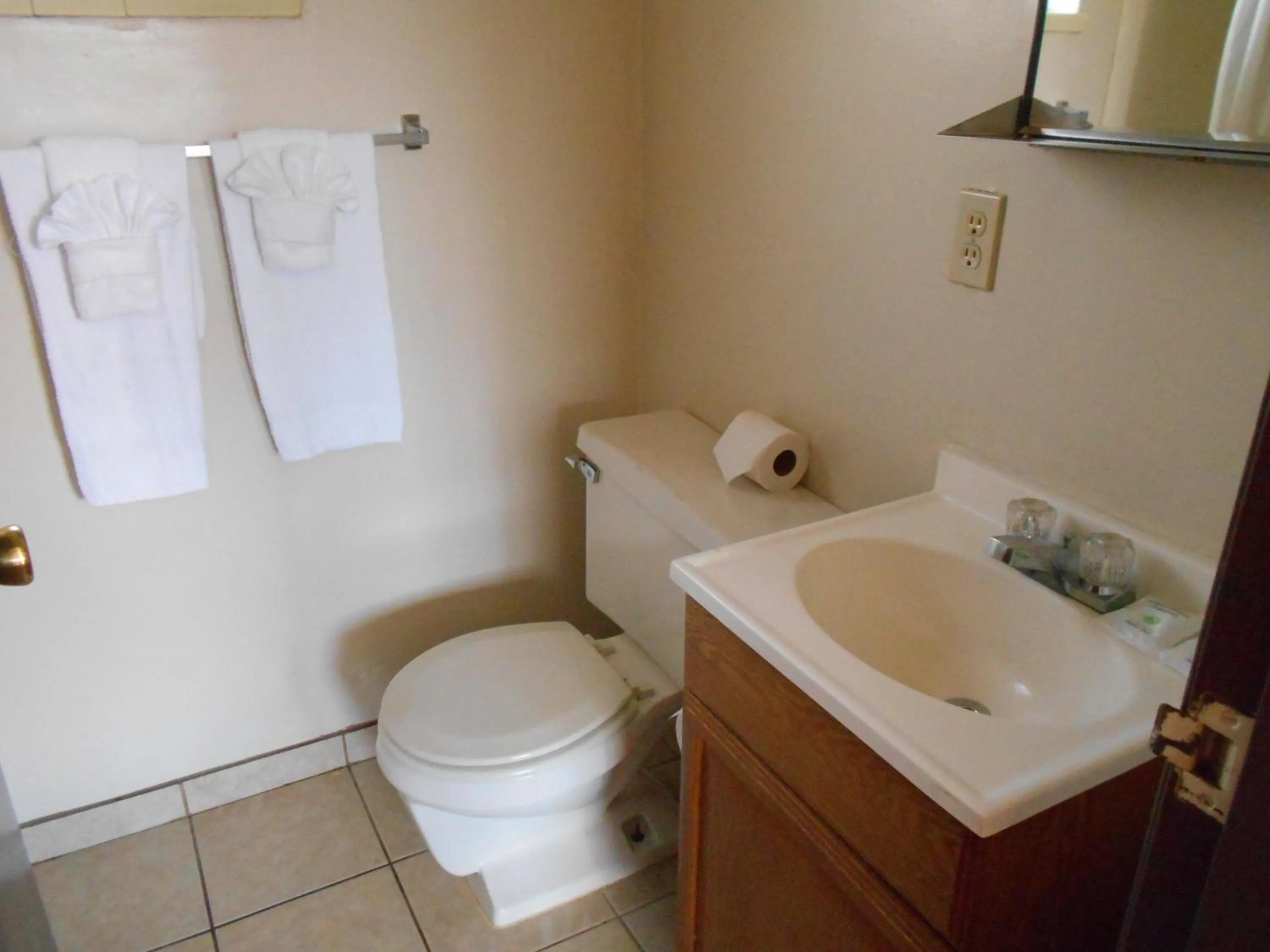 Bathroom in Victorian Inn