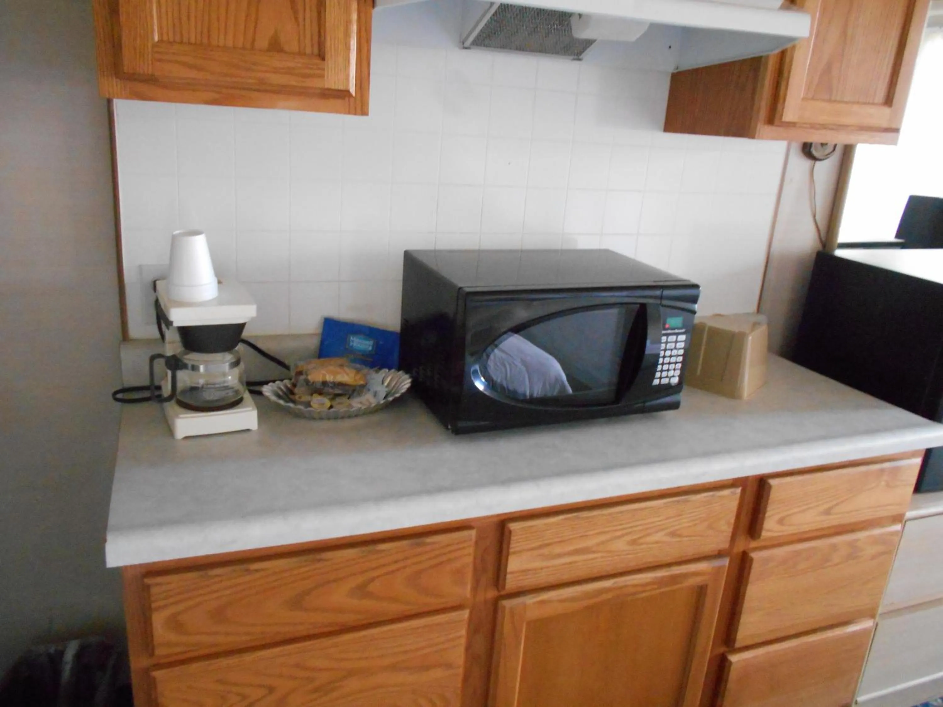 Coffee/tea facilities in Victorian Inn