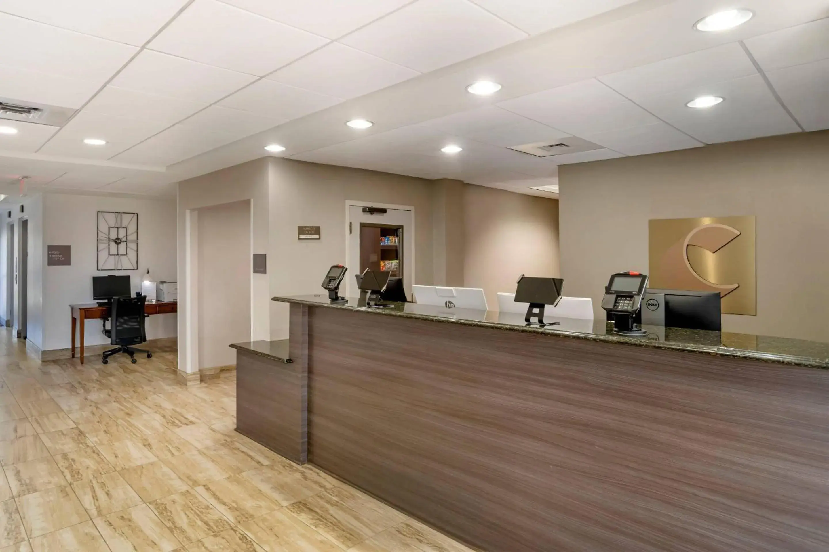 Lobby or reception in Comfort Suites near Birkdale Village- Huntersville Lobby or reception in Comfort Suites near Birkdale Village- Huntersville