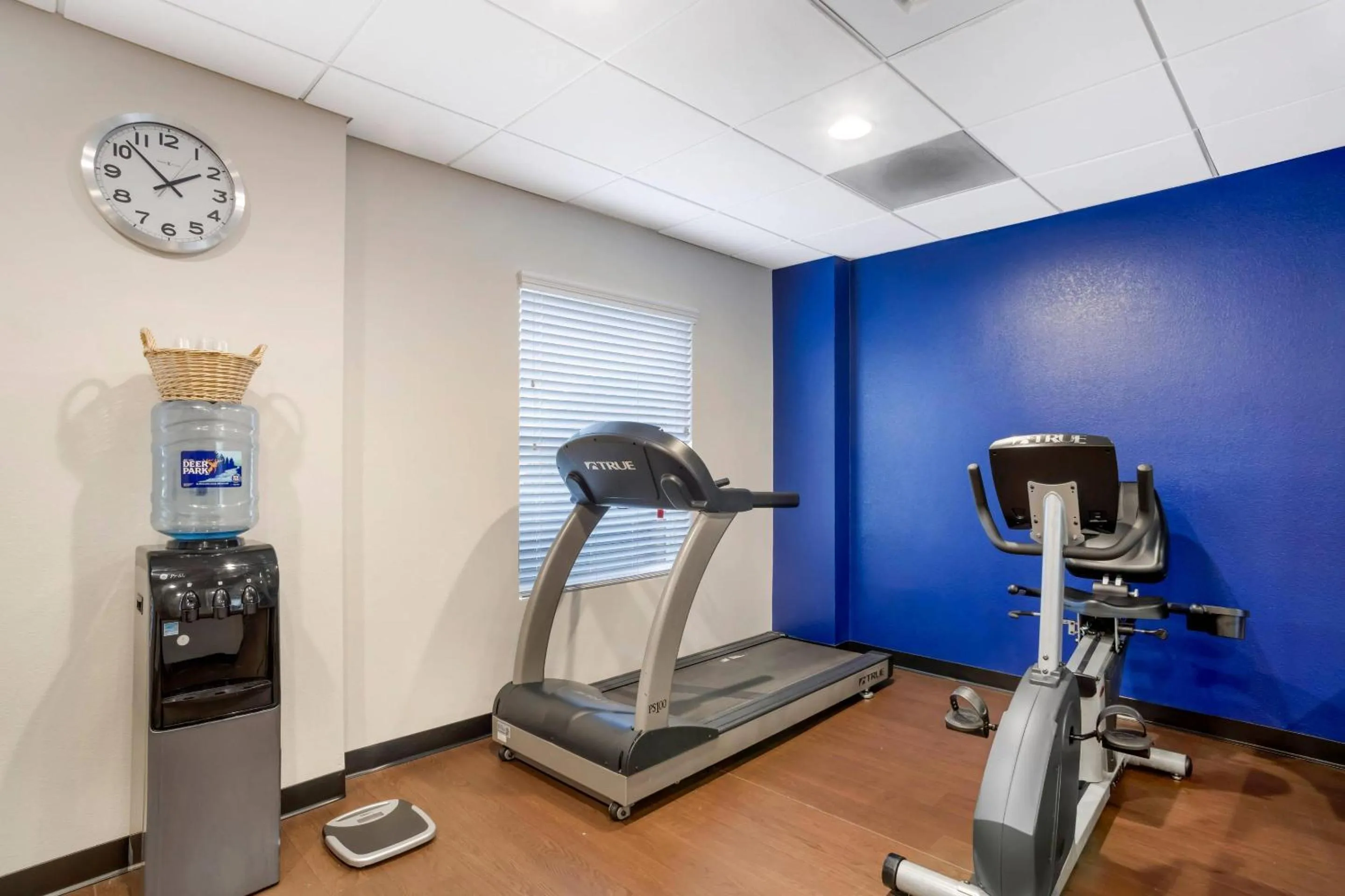 Fitness centre/facilities in Comfort Suites near Birkdale Village- Huntersville