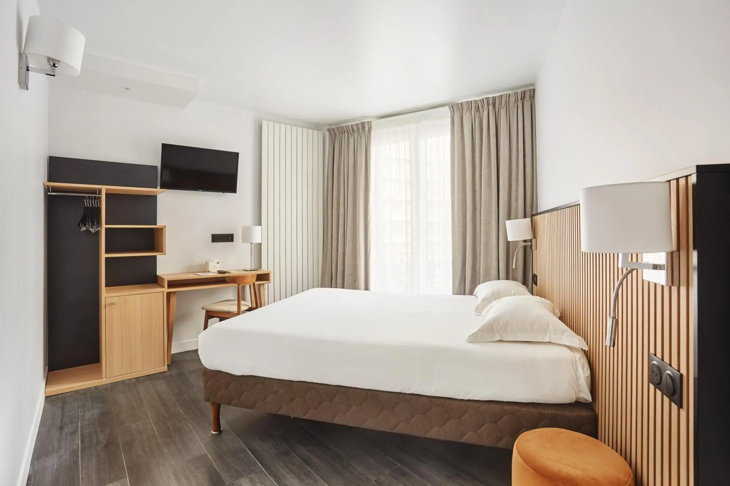 Bed in Hotel Gabriel Issy Paris Bed in Hotel Gabriel Issy Paris