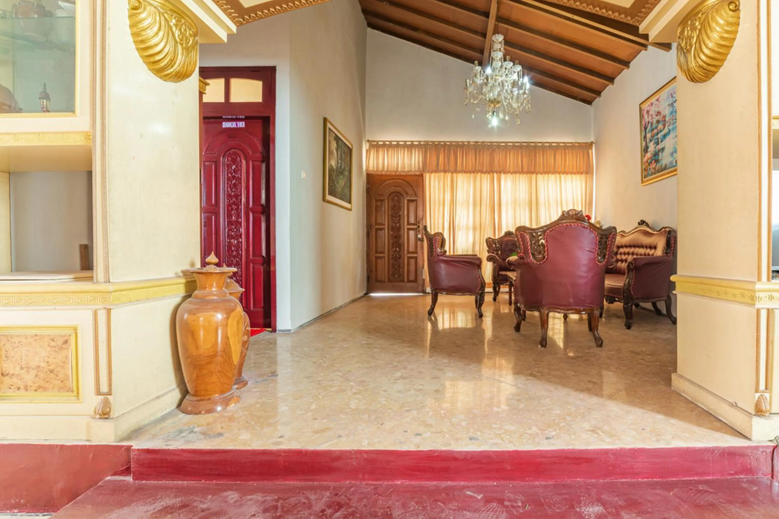 Property building in RedDoorz Syariah near Balai Kota Batu