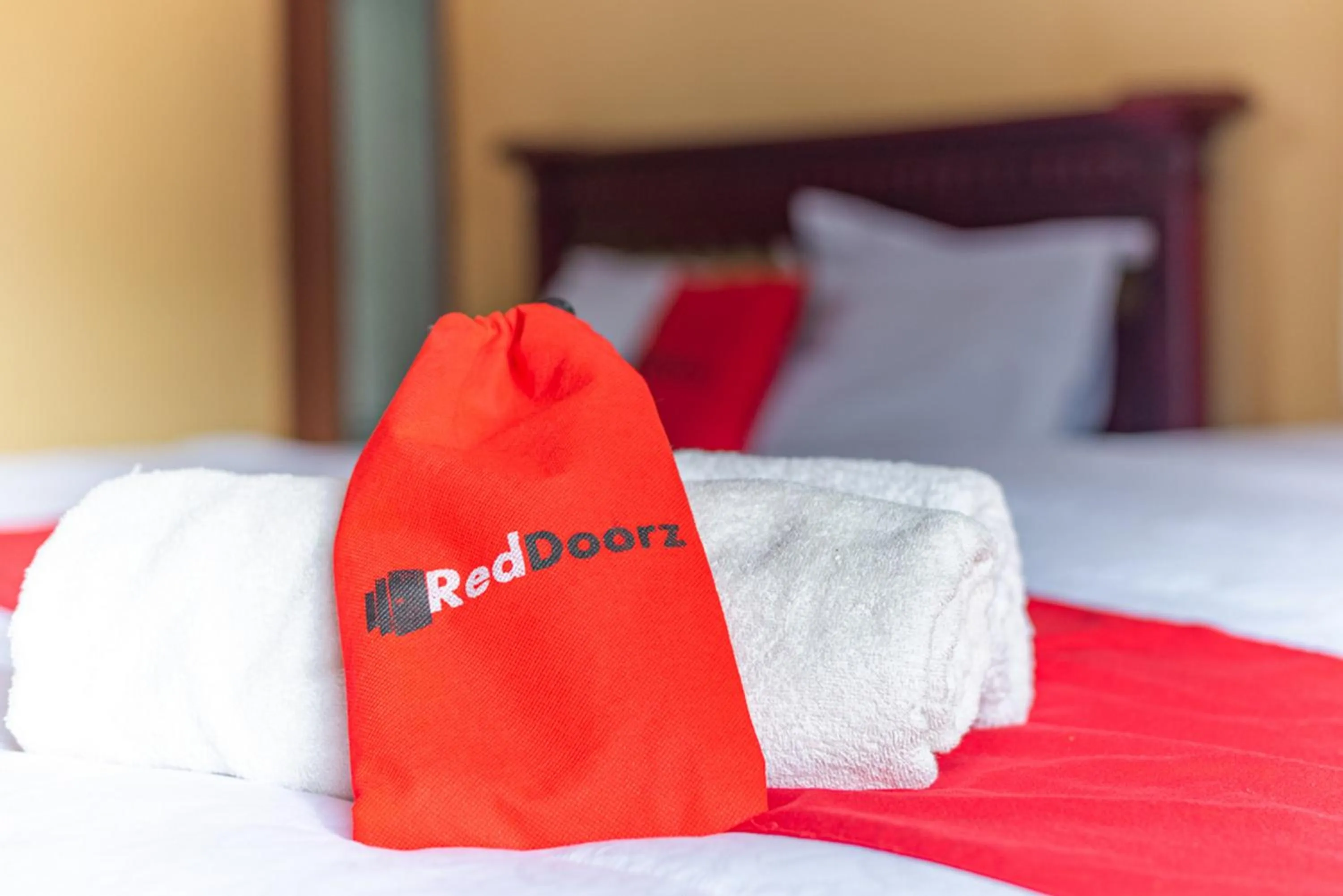 Other, Bed in RedDoorz Syariah near Balai Kota Batu