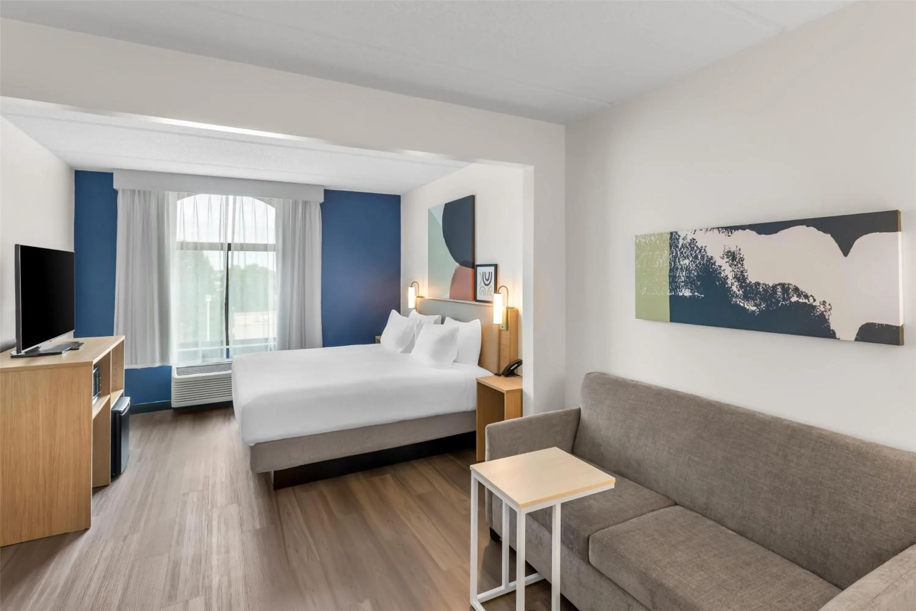 Living room, Bed in Spark by Hilton Rock Hill