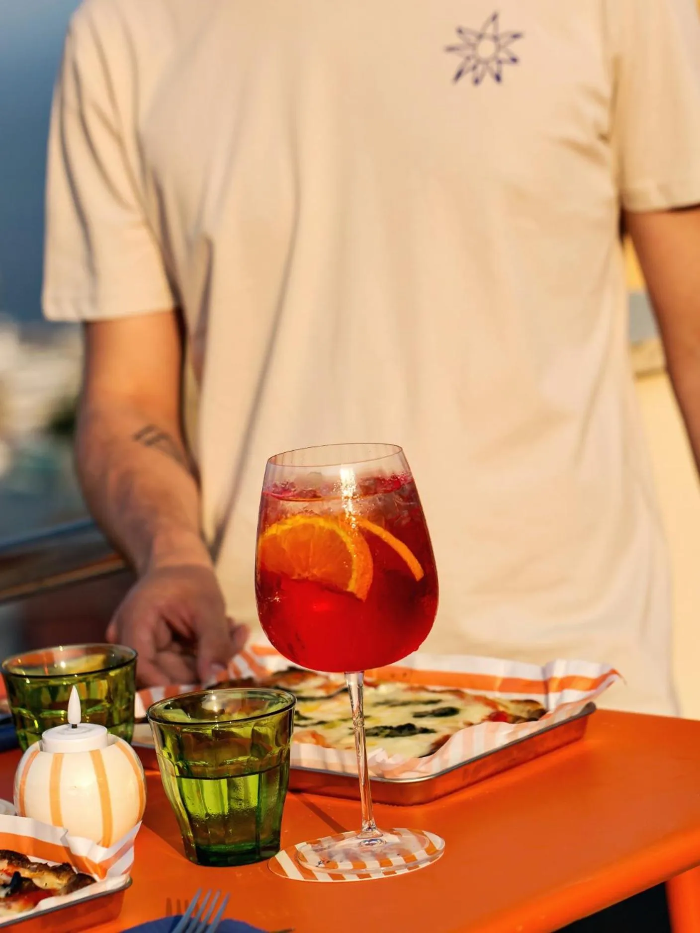 Food and drinks in Alfred Hotels Monaco - Hôtel rénové