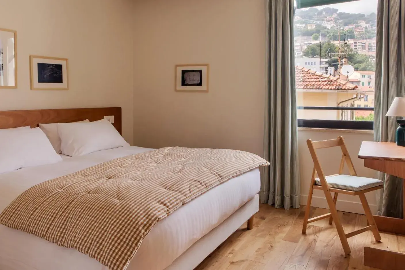 Bed in Alfred Hotels Monaco - ex Forum - Hôtel rénové Bed in Alfred Hotels Monaco - ex Forum - Hôtel rénové