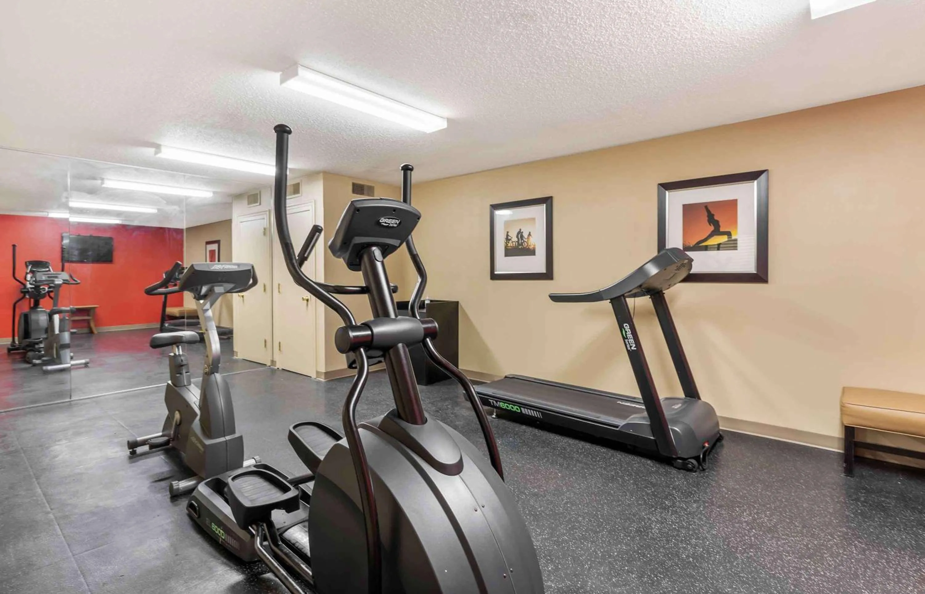 Fitness centre/facilities in Extended Stay America Select Suites - Richmond - Innsbrook