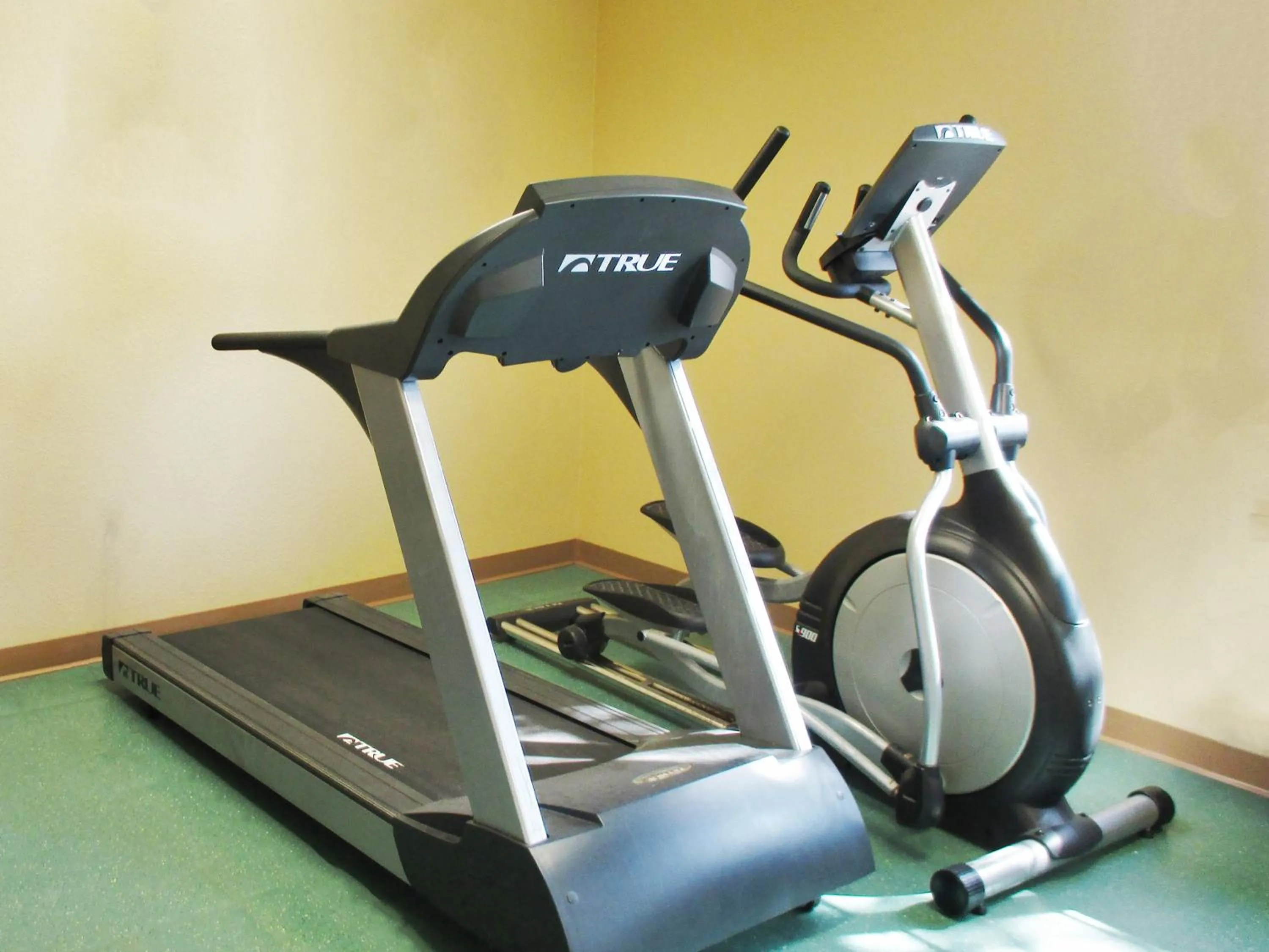 Fitness centre/facilities in Extended Stay America Select Suites - Richmond - Innsbrook