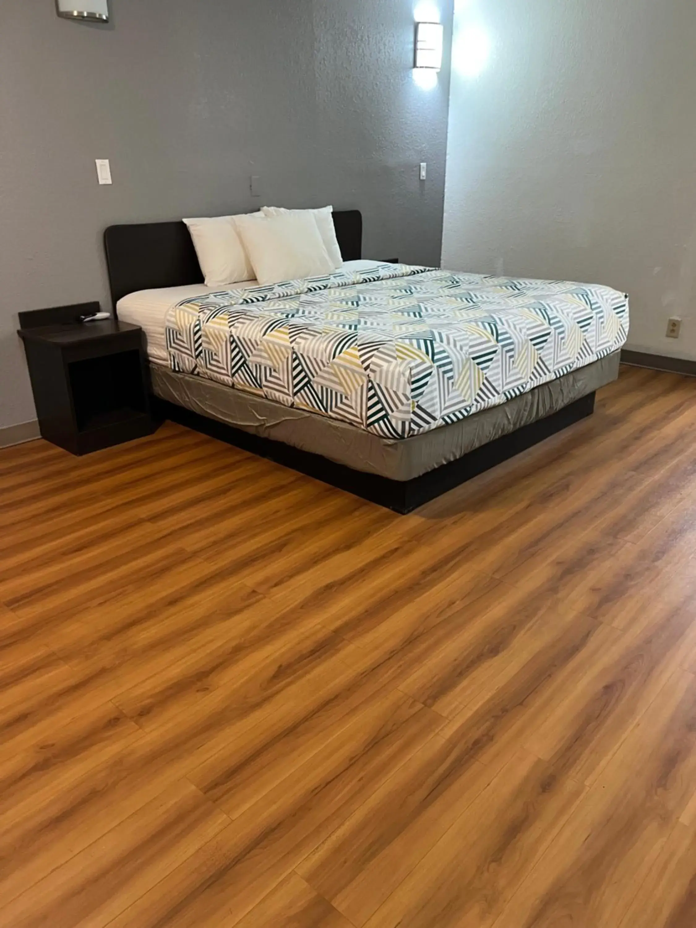 Bedroom, Bed in Motel 6-Brinkley, AR Bedroom, Bed in Motel 6-Brinkley, AR