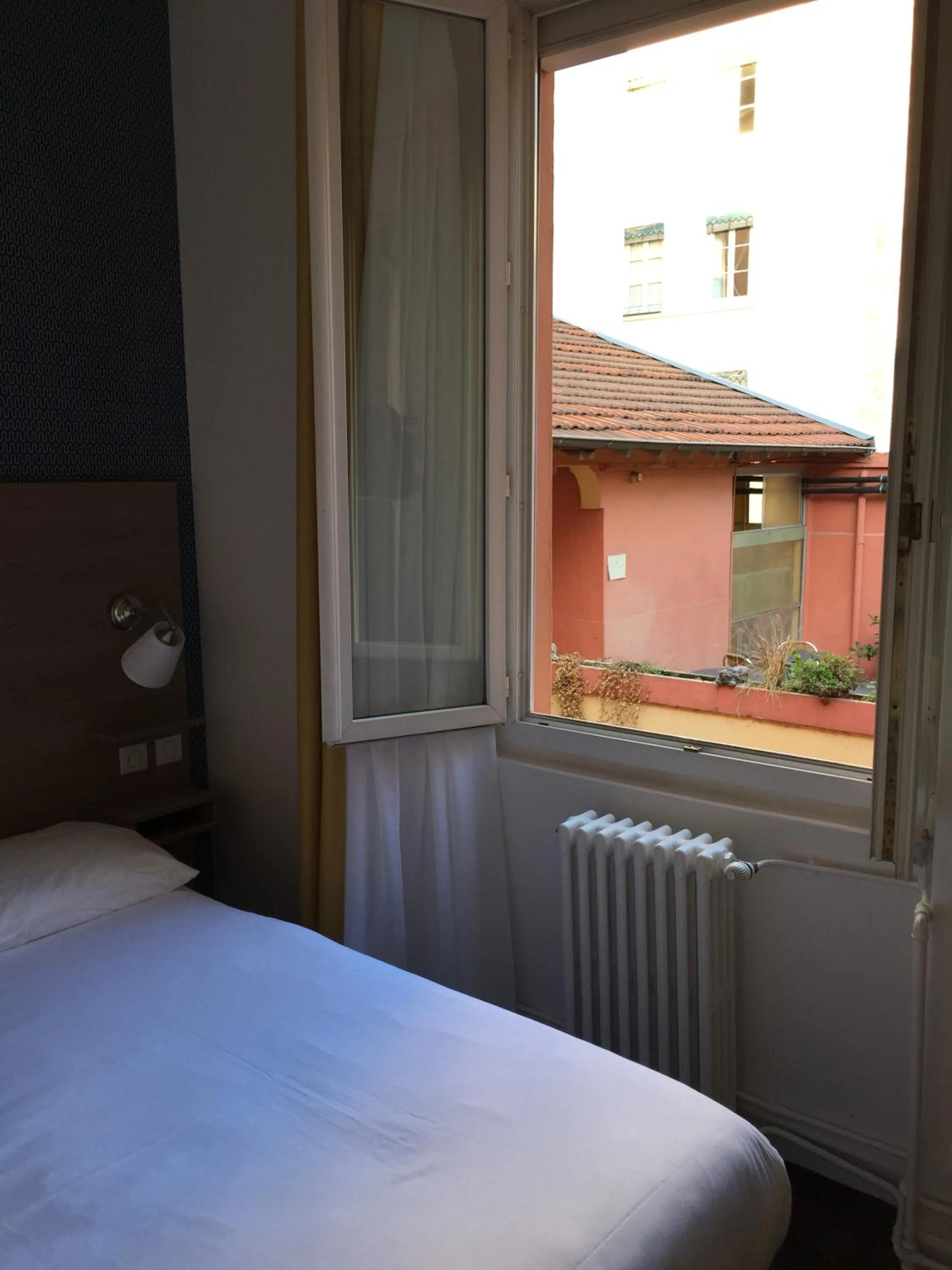 Bedroom, Bed in Au Patio Morand