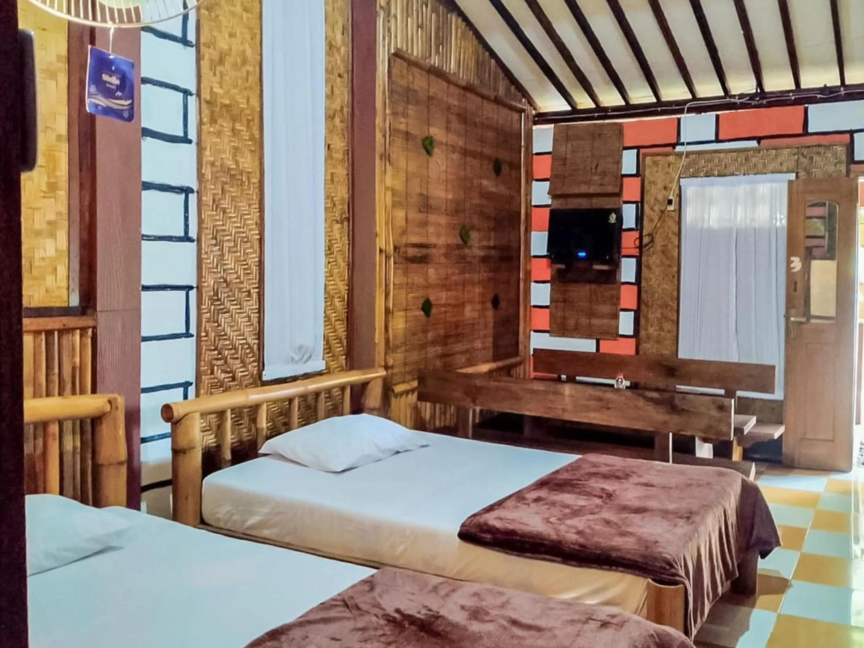 Bedroom, Bed in RedDoorz Syariah at Banyu Asem Banyuwangi