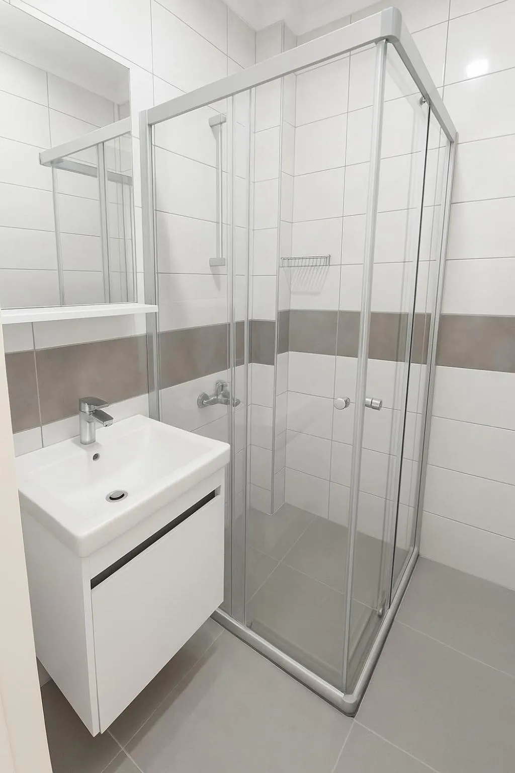 Shower in R HOUSE HOTEL