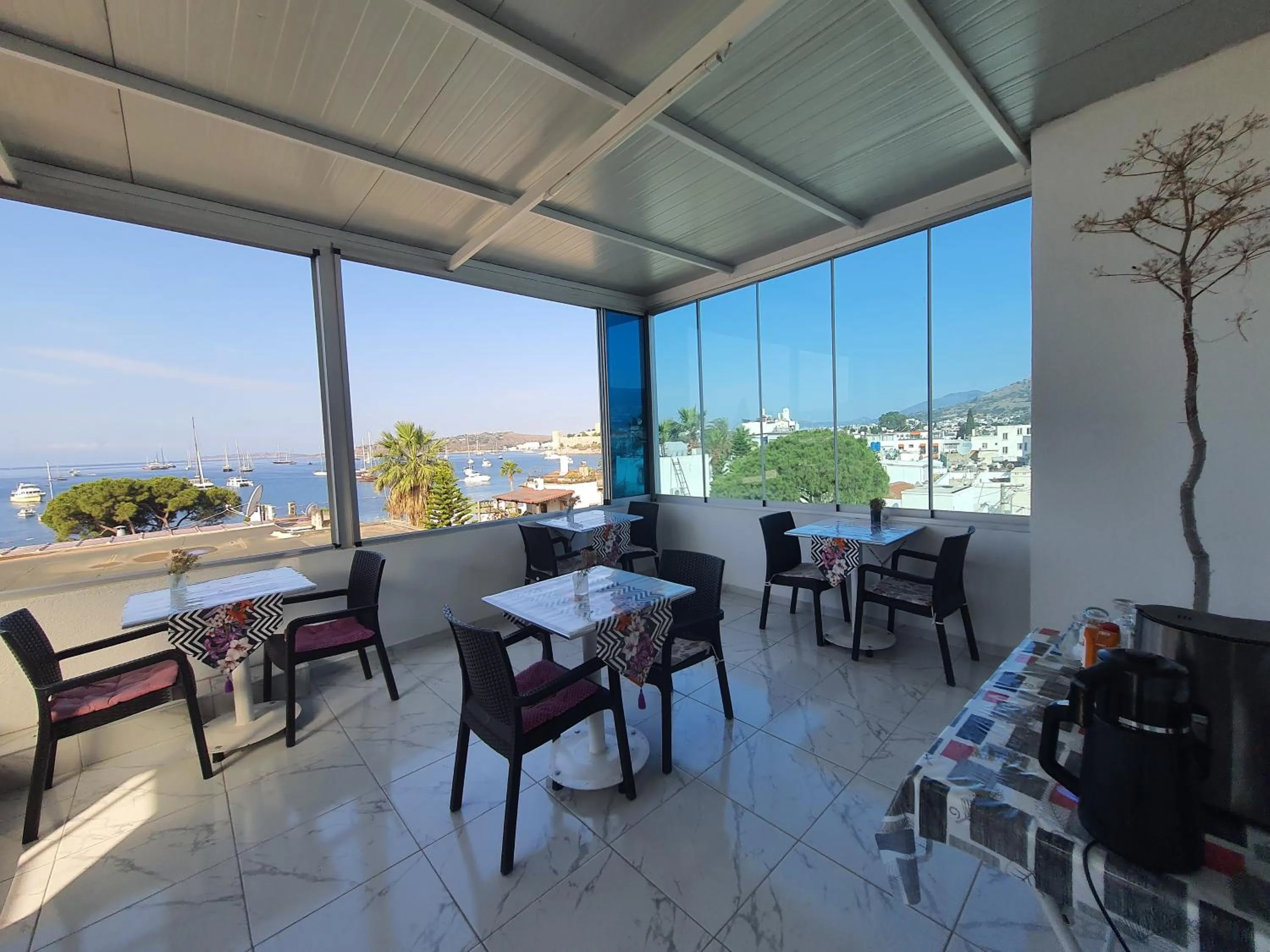 Balcony/Terrace in R HOUSE HOTEL