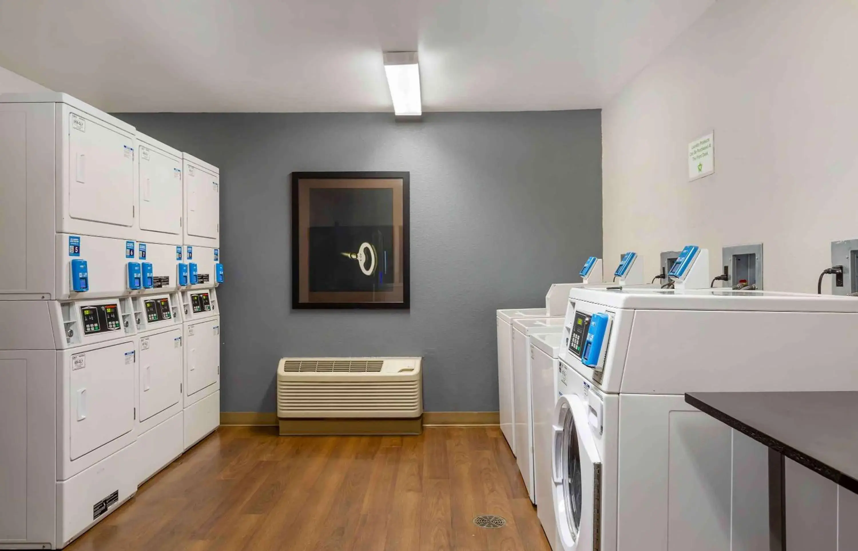 Property building in Extended Stay America Suites - Boston - Tewksbury Property building in Extended Stay America Suites - Boston - Tewksbury