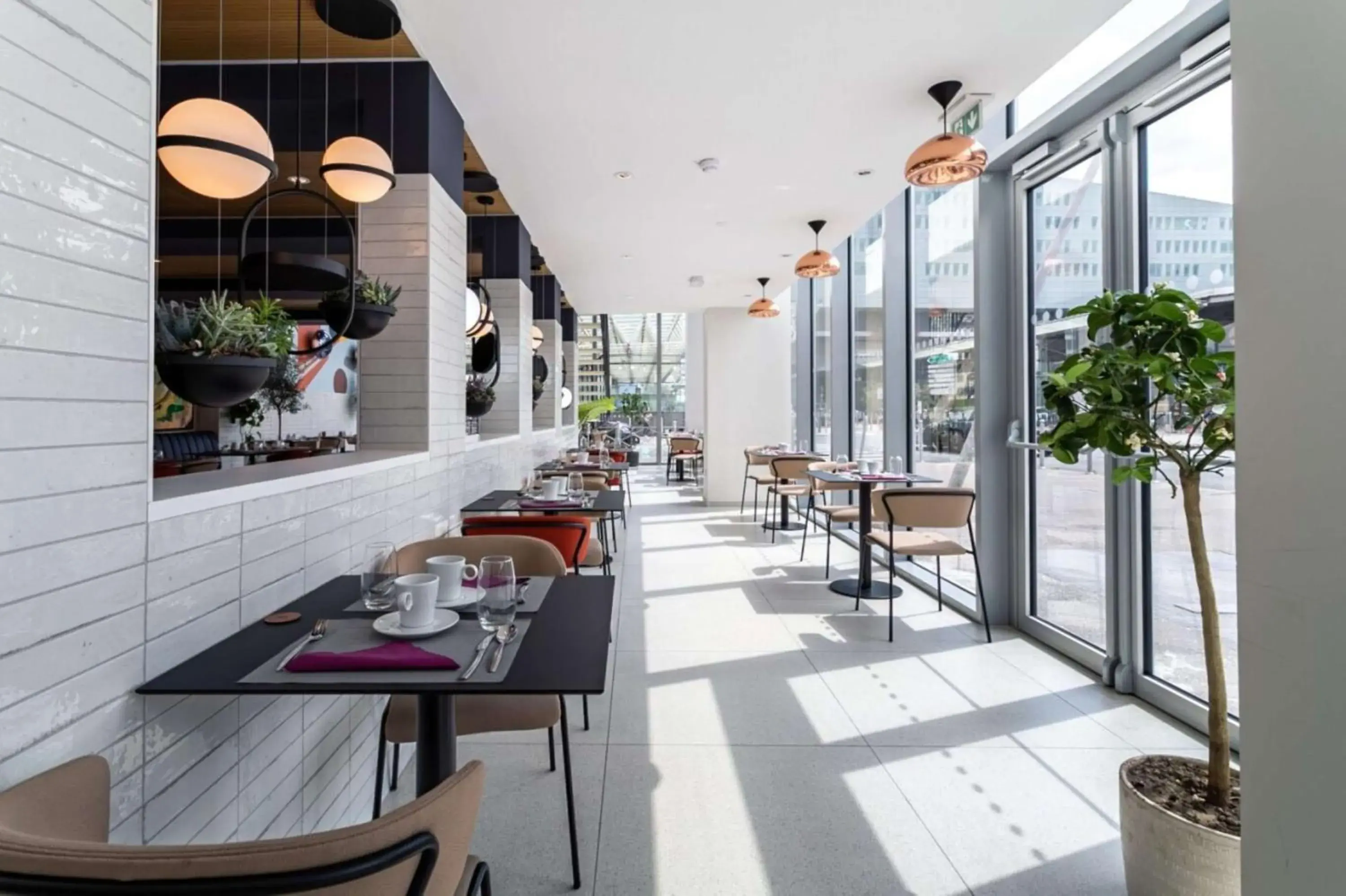 Restaurant/places to eat in Hilton Lille Restaurant/places to eat in Hilton Lille