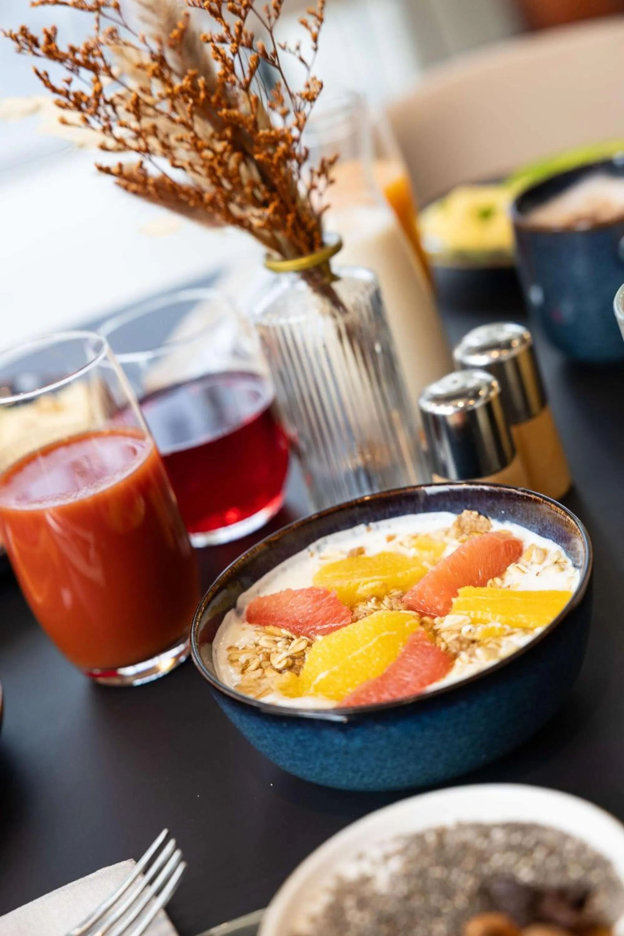 Restaurant/places to eat in Hilton Lille