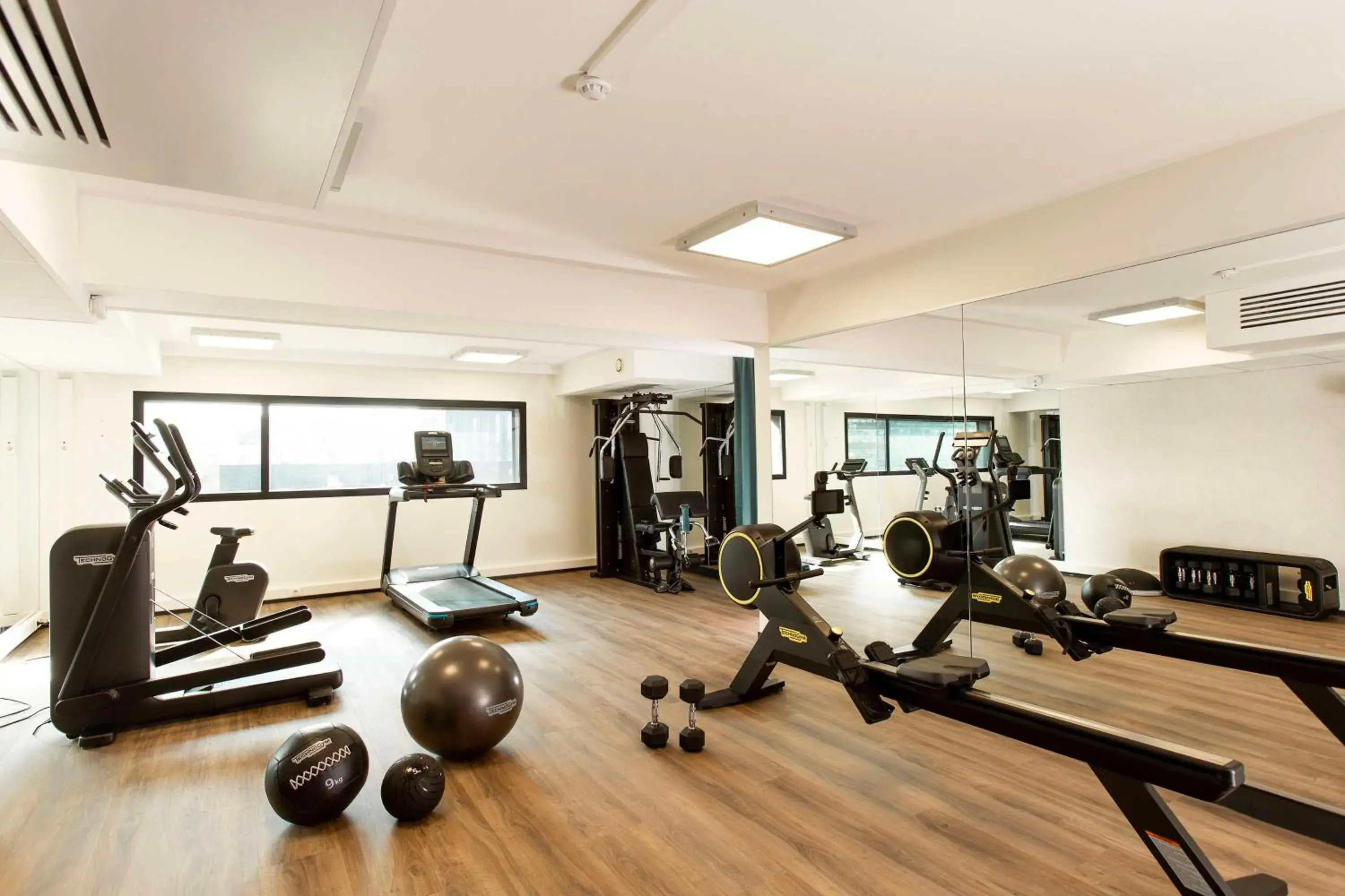 Fitness centre/facilities in Hilton Lille Fitness centre/facilities in Hilton Lille