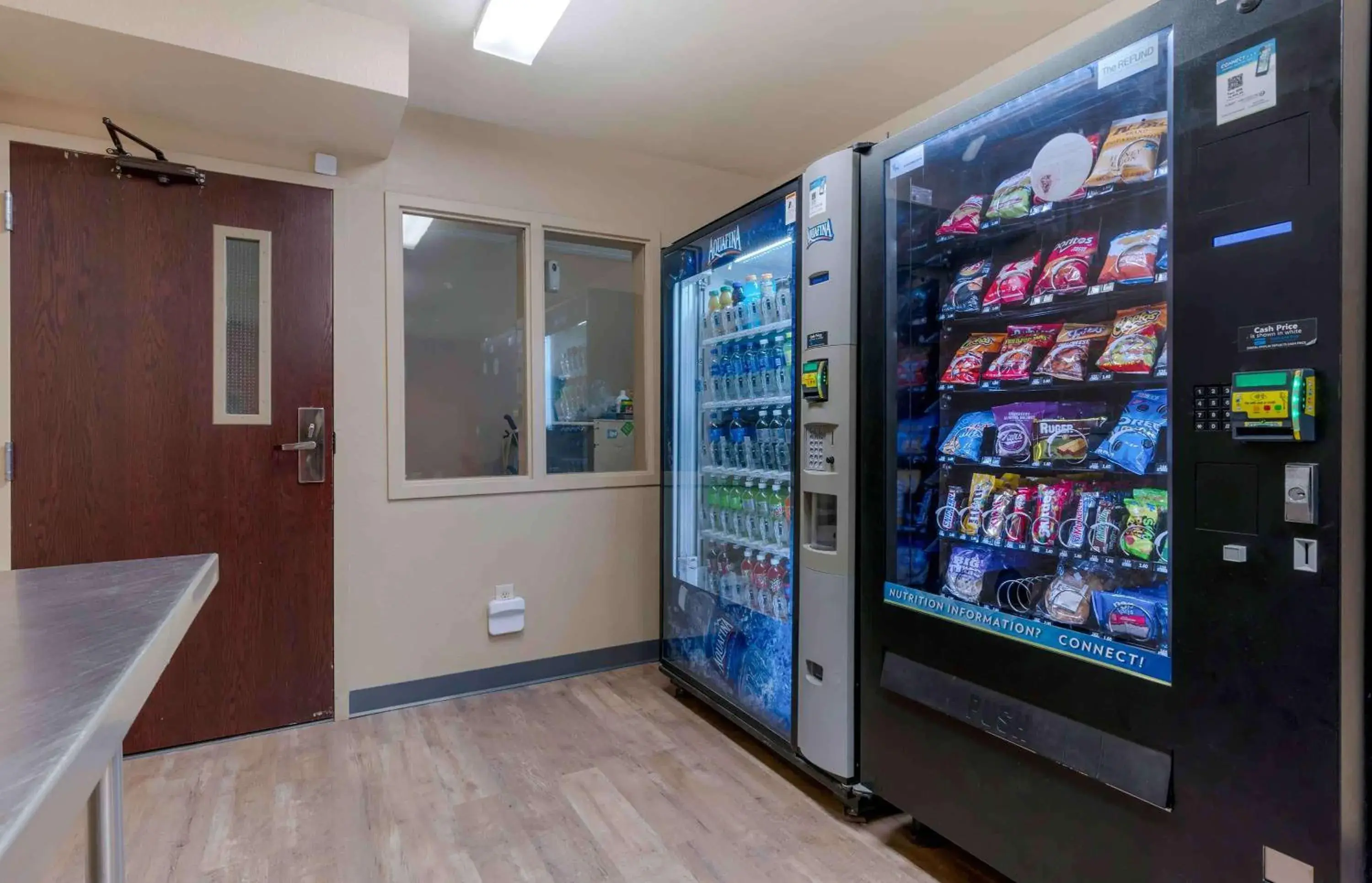 Property building in Extended Stay America Suites - Sacramento - Elk Grove Property building in Extended Stay America Suites - Sacramento - Elk Grove