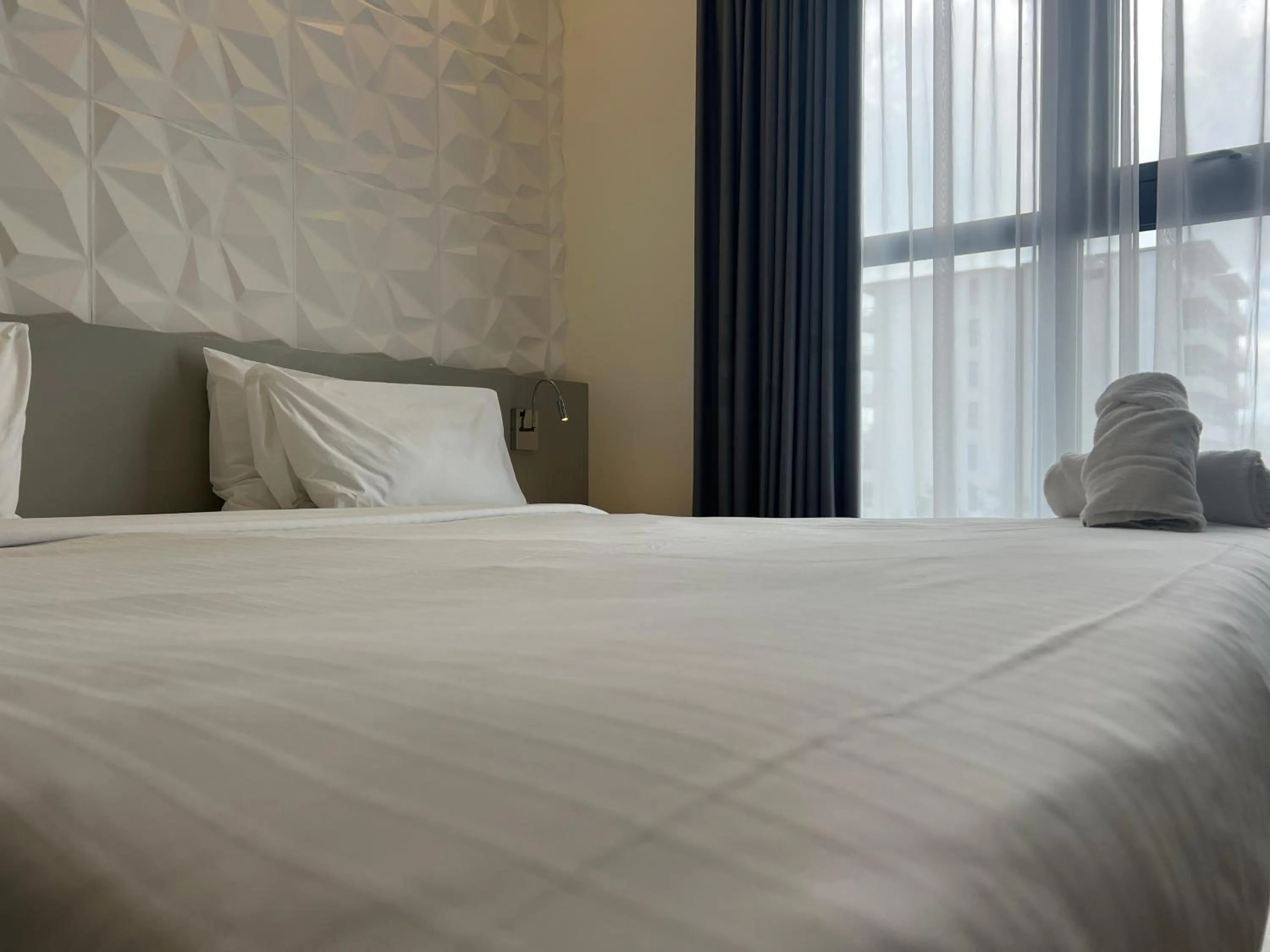 Bed in Adonis Cupecoy