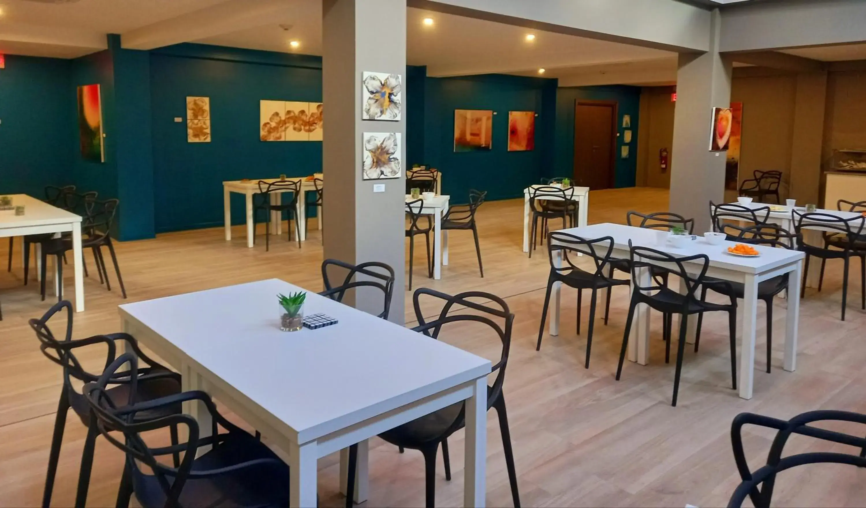 Restaurant/places to eat in Adonis Cupecoy Restaurant/places to eat in Adonis Cupecoy