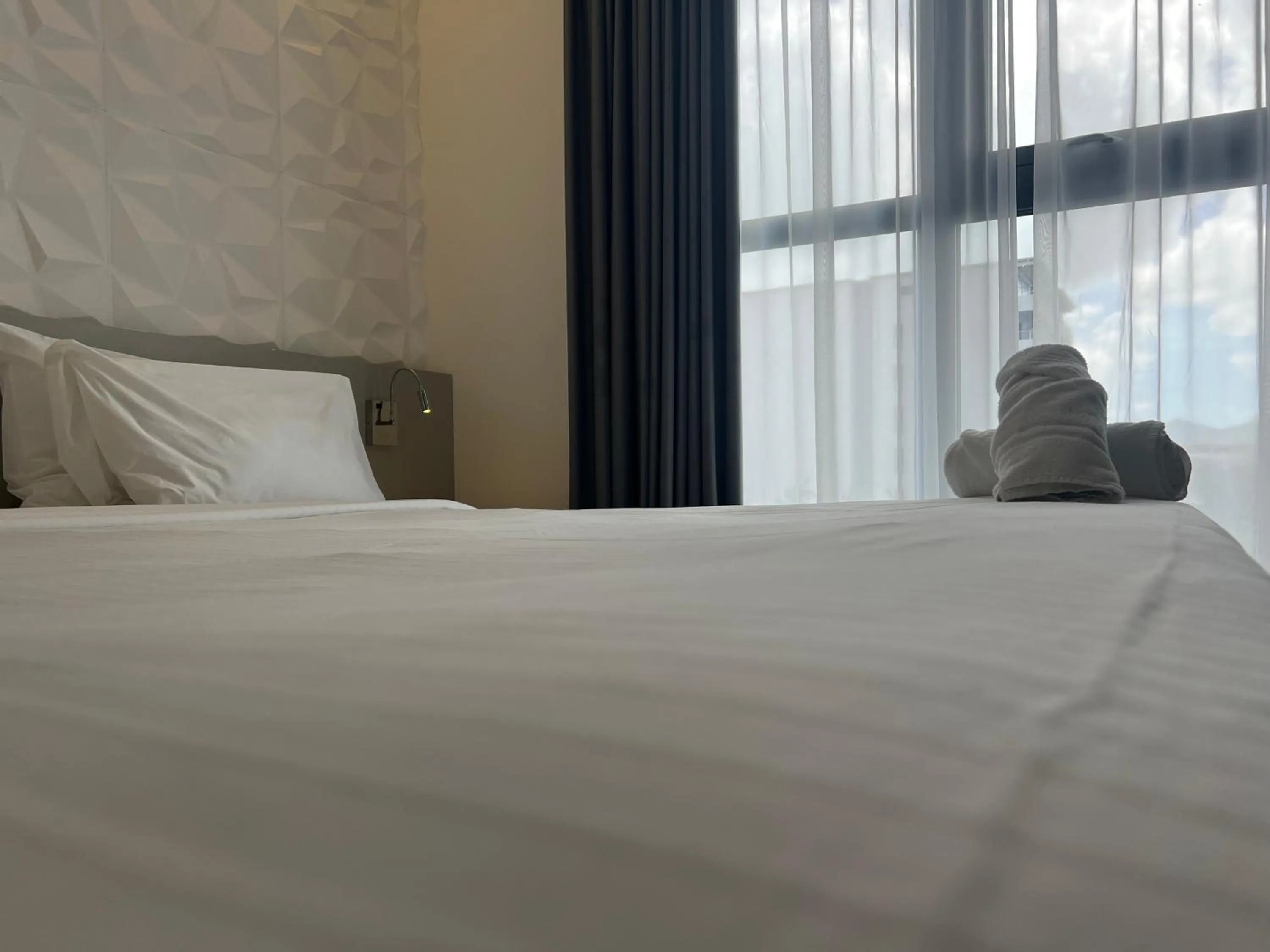 Bed in Adonis Cupecoy