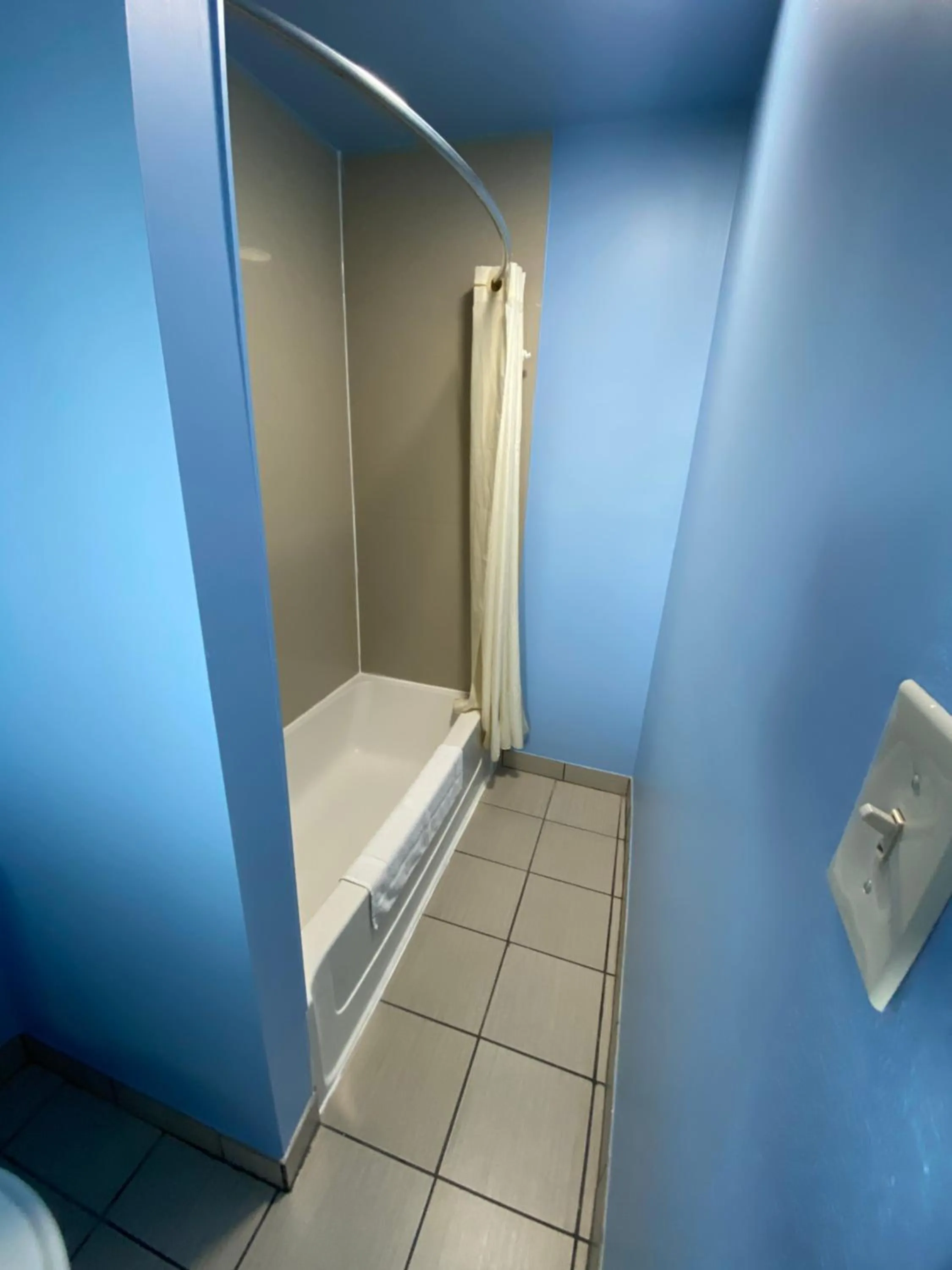 Red Carpet Inn & Suites Wrightstown