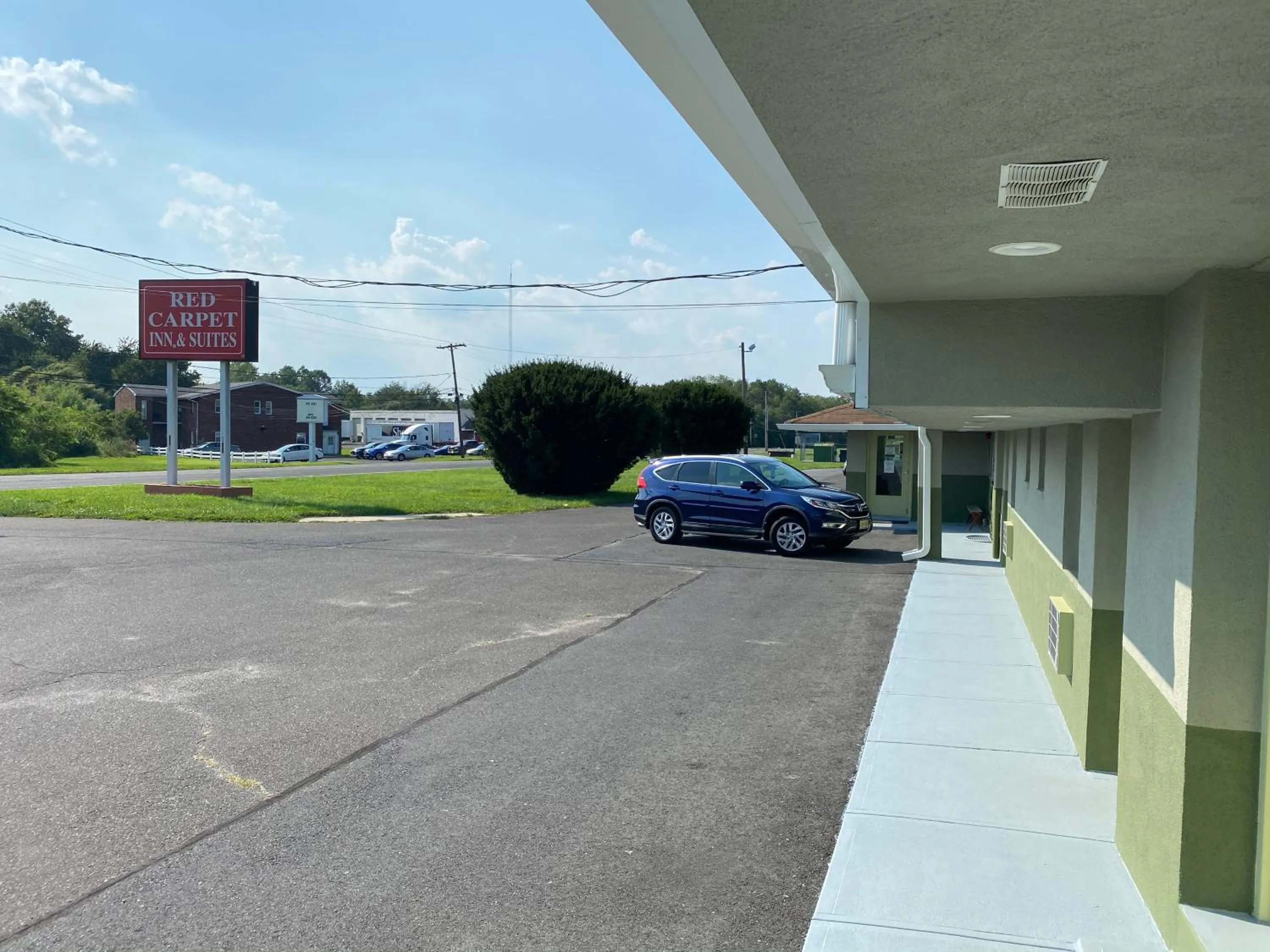 Red Carpet Inn & Suites Wrightstown