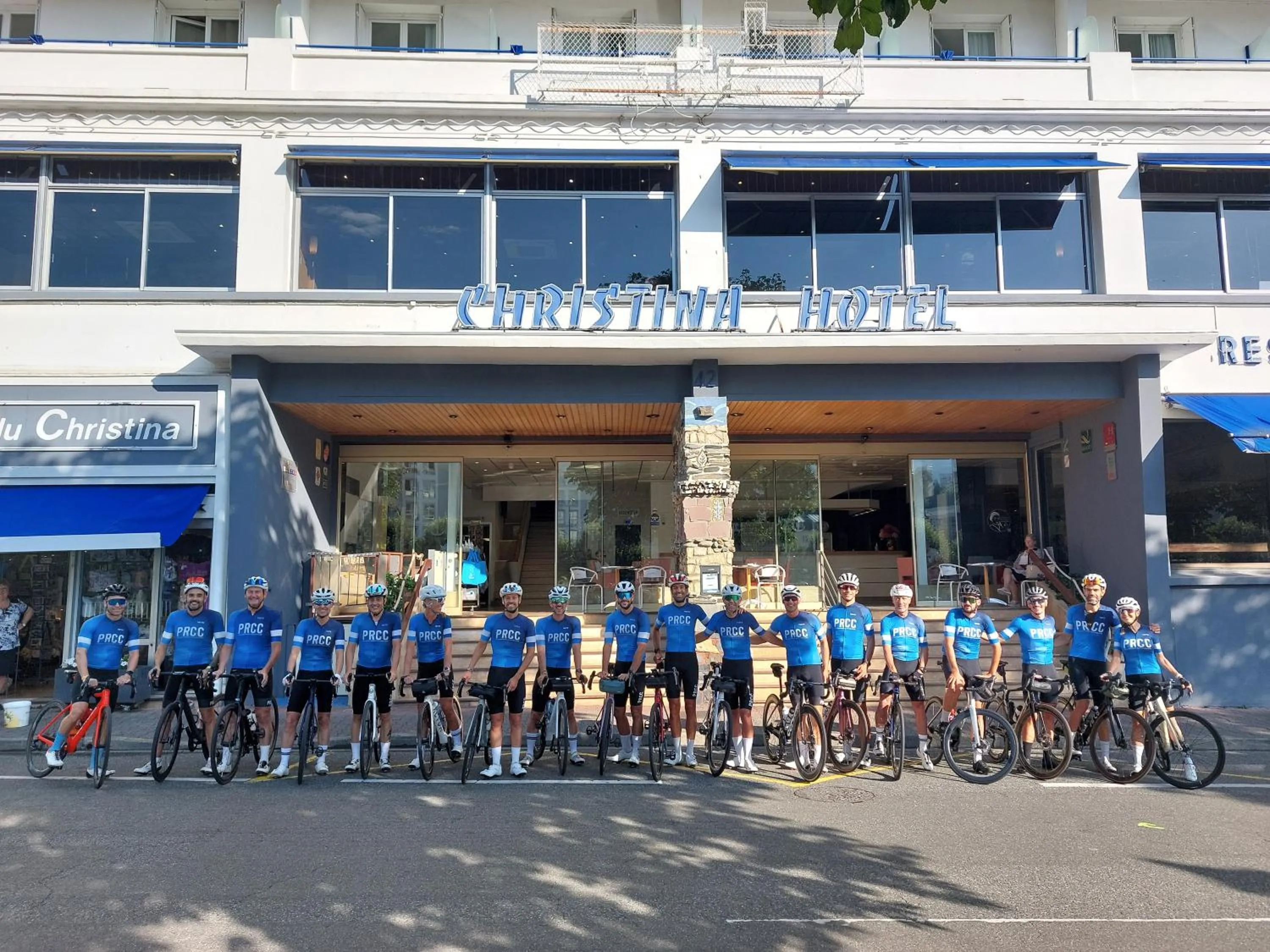 group of guests in Hôtel Christina Lourdes