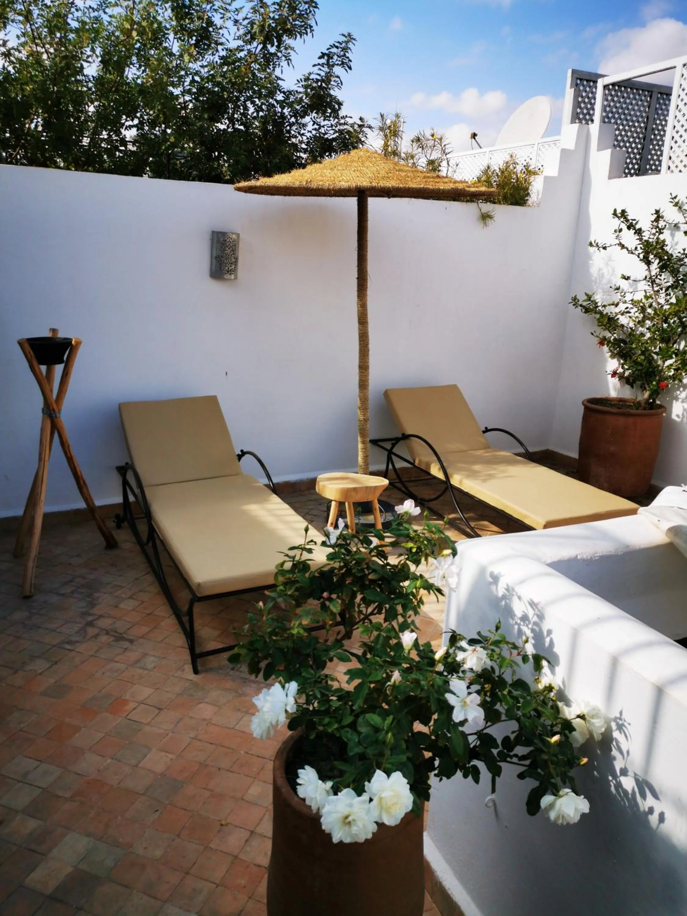 Patio in Riad Bab aylen - Piscine Roof Top chauffée