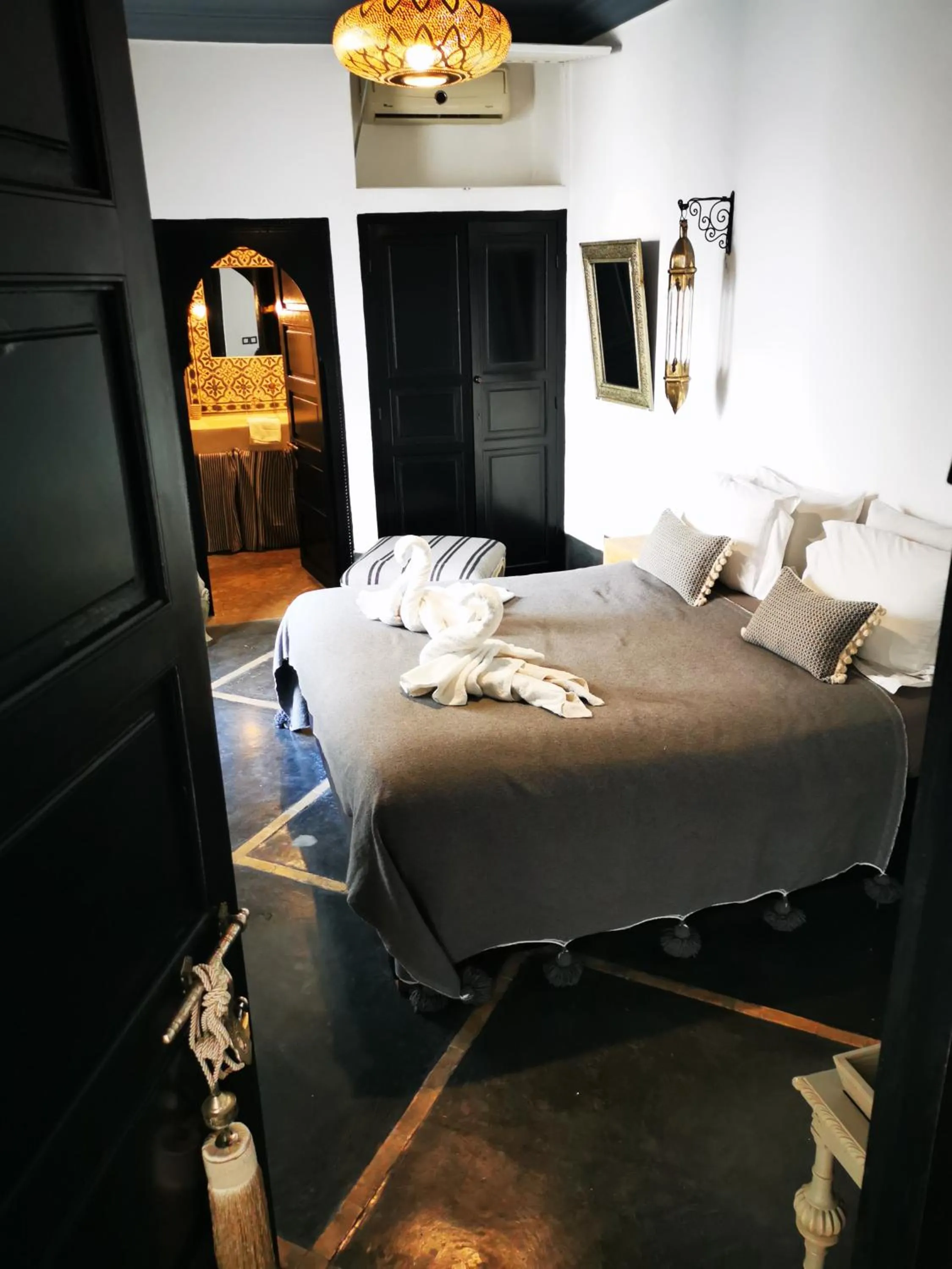 Bed in Riad Bab aylen - Piscine Roof Top chauffée