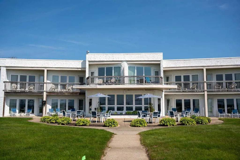 Surf & Sand Beach Motel