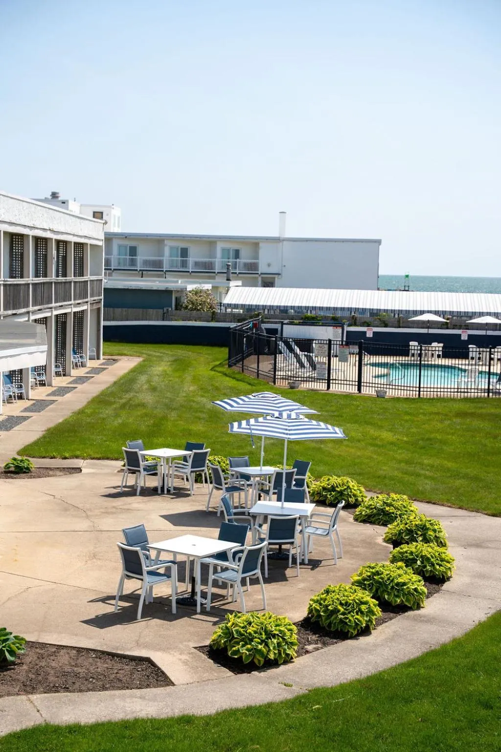 Surf & Sand Beach Motel