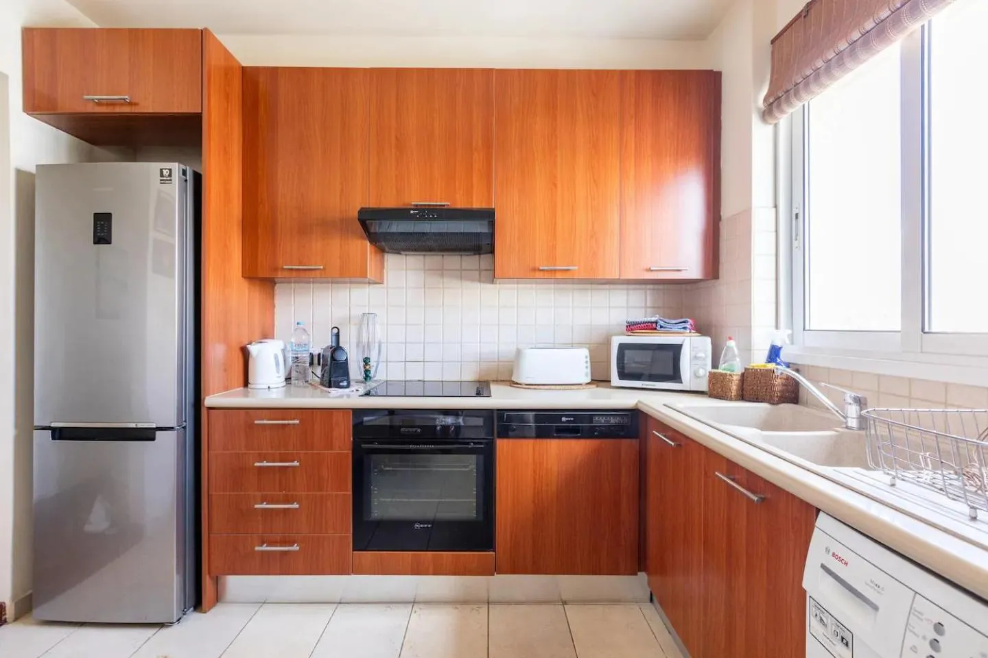 Coffee/tea facilities in Warm Residence in the heart of the City Center - Balcony & view