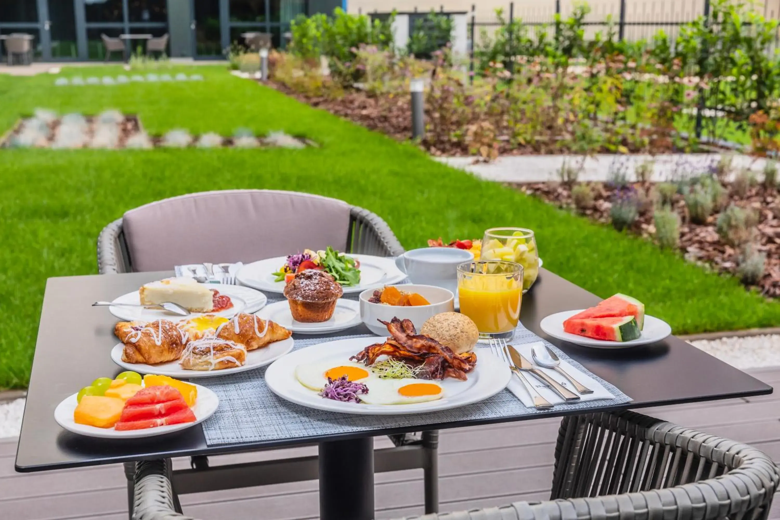 Breakfast in Barceló Budapest Breakfast in Barceló Budapest
