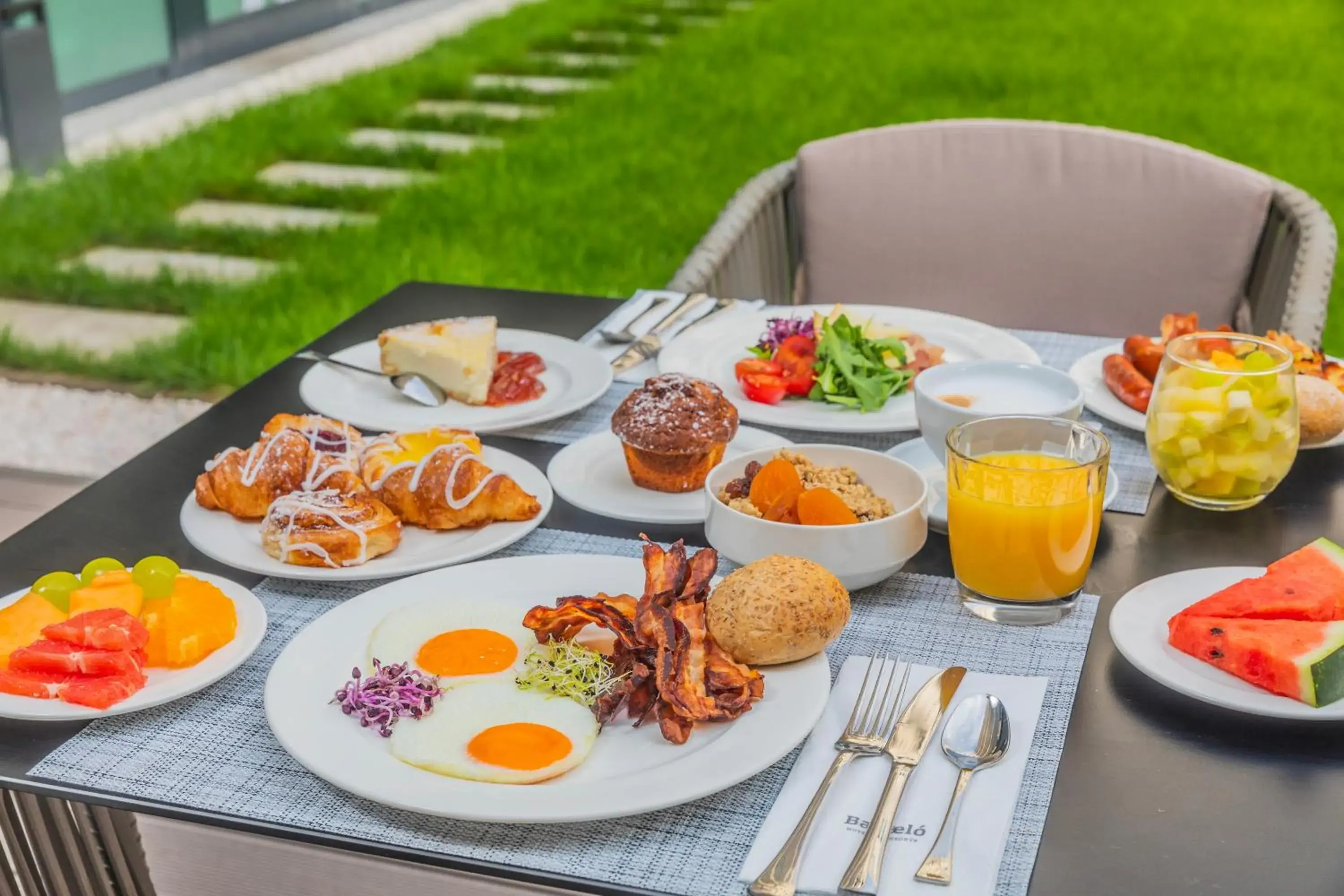 Breakfast in Barceló Budapest Breakfast in Barceló Budapest