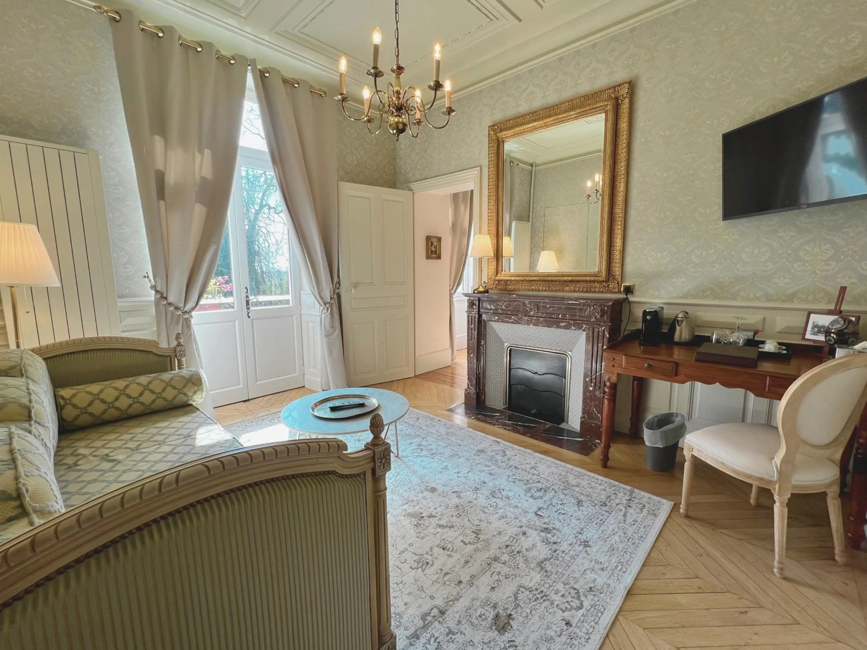 Living room in Château de Challanges