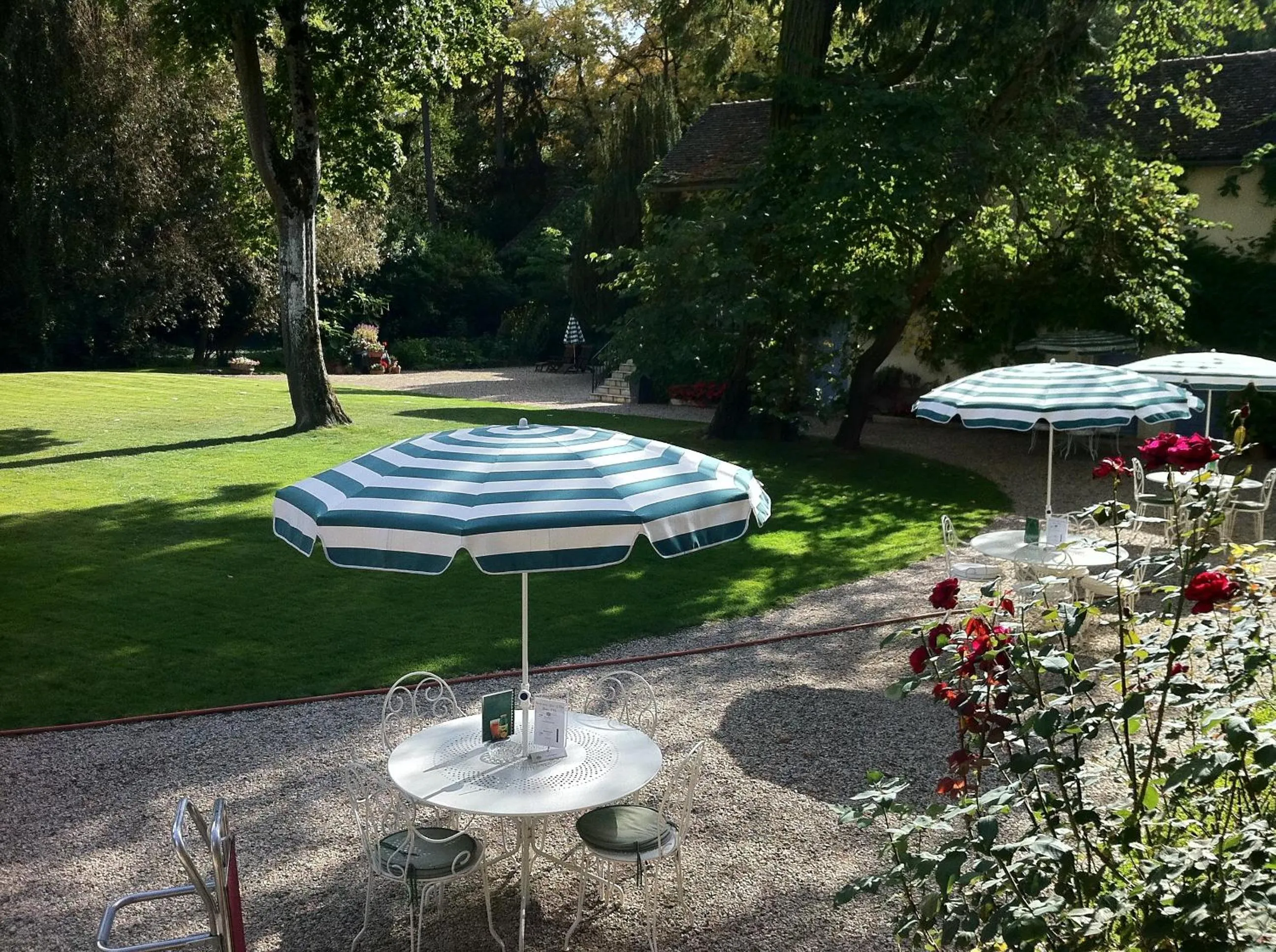 Garden in Château de Challanges