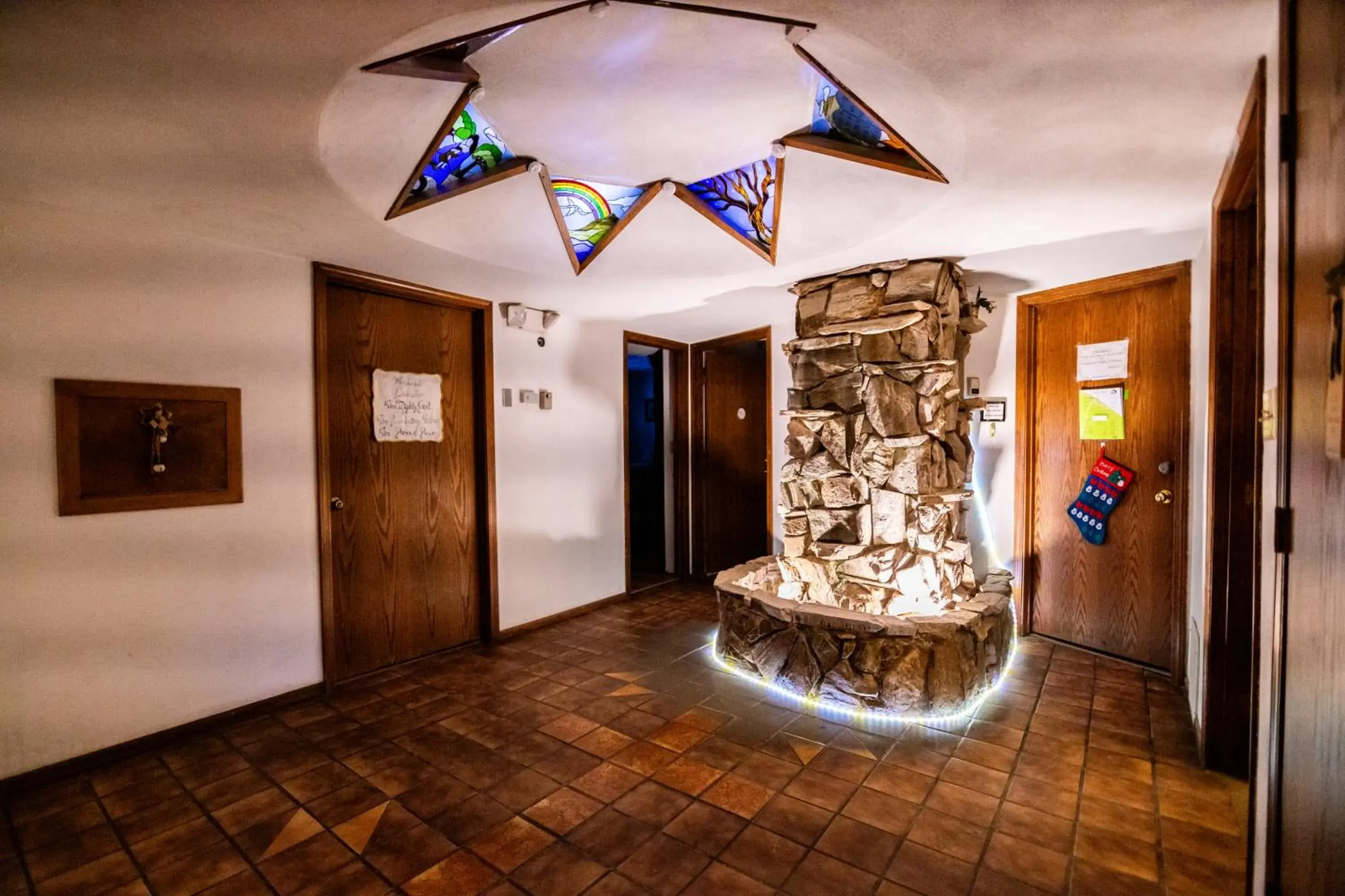 Property building in 7 Gables Inn & Suites Property building in 7 Gables Inn & Suites