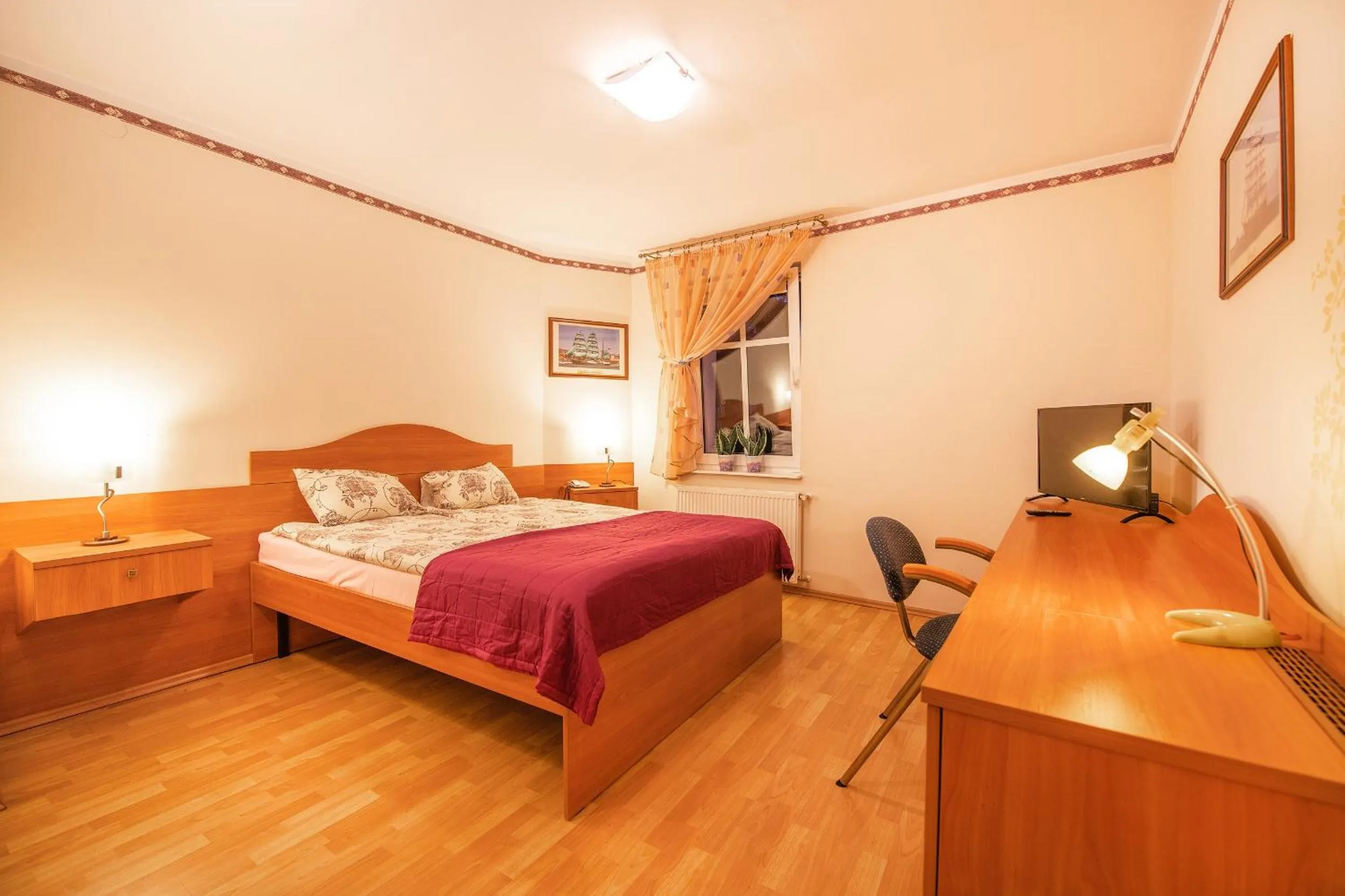 Bed in Willa Alexander