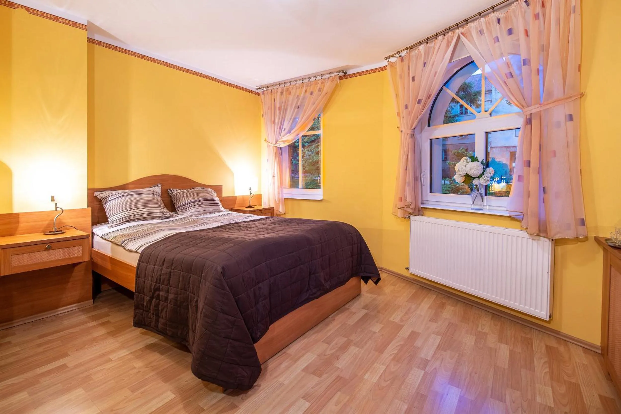 Bed in Willa Alexander