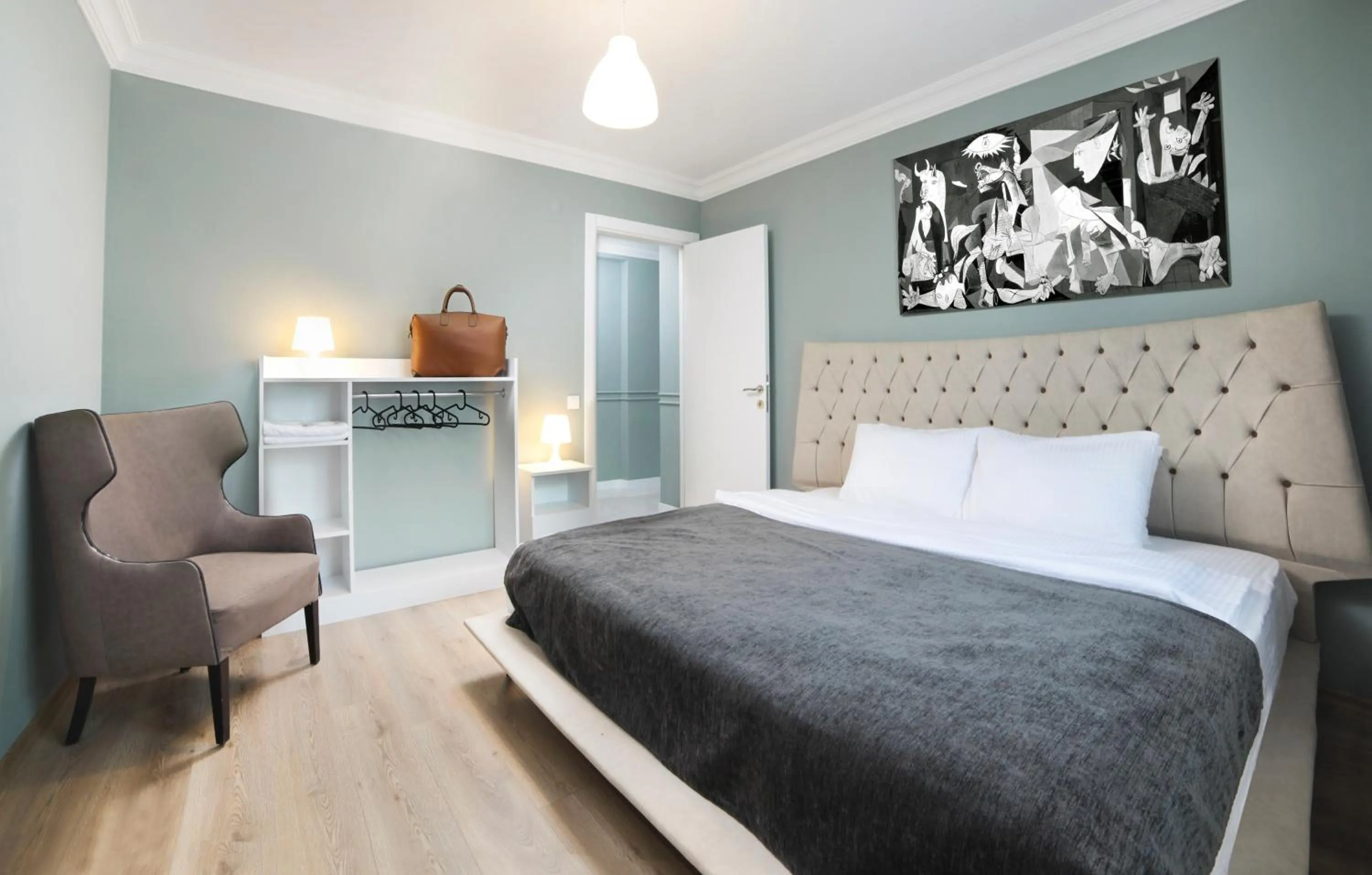 Bed in Walton Residence Sisli