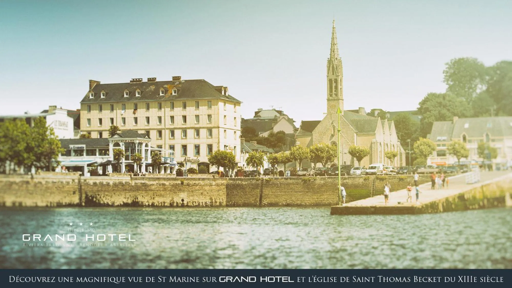Facade/entrance in Grand Hôtel Abbatiale Bénodet, Originals Relais