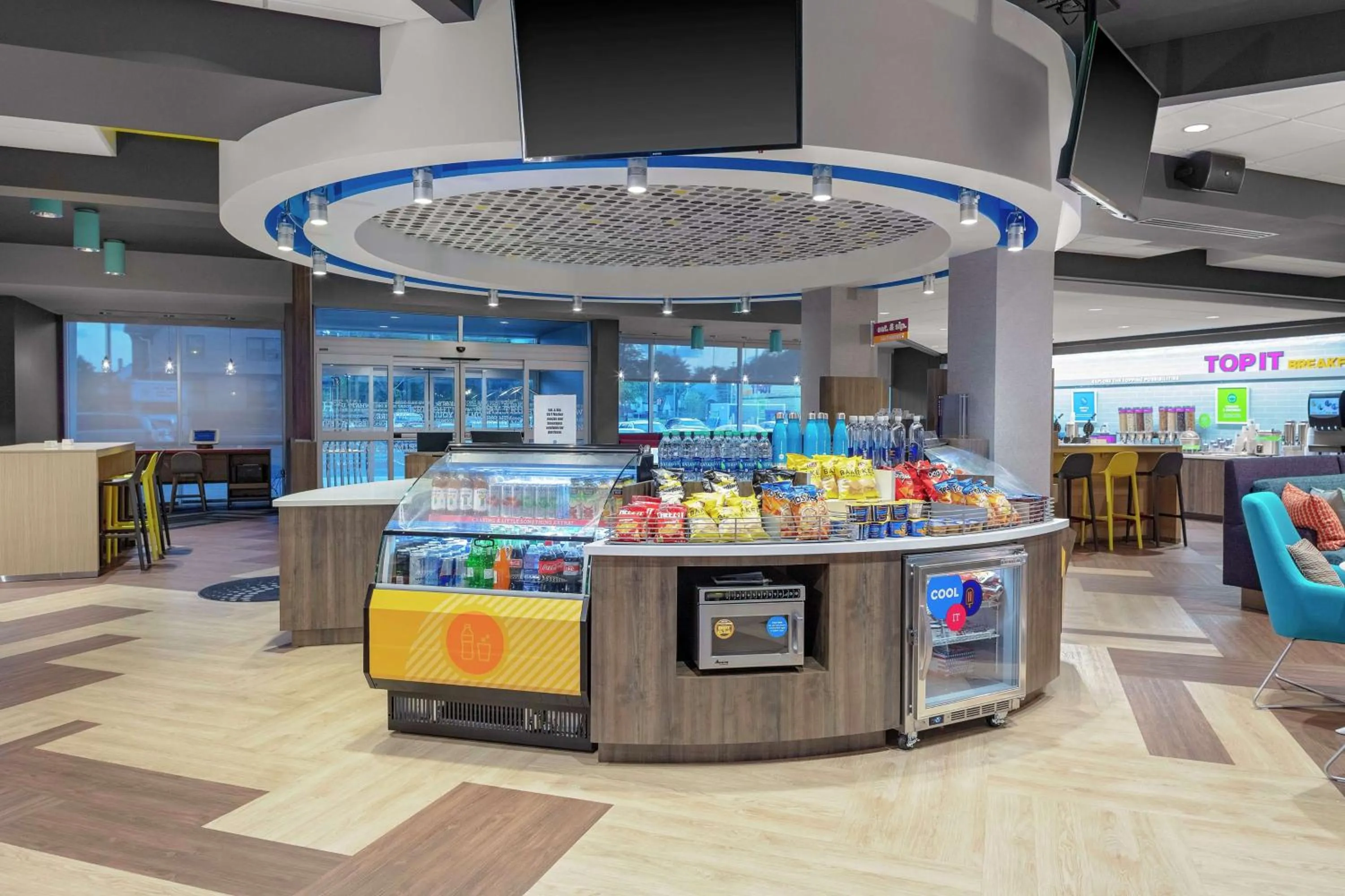 Lobby or reception in Tru By Hilton Cleveland Midtown