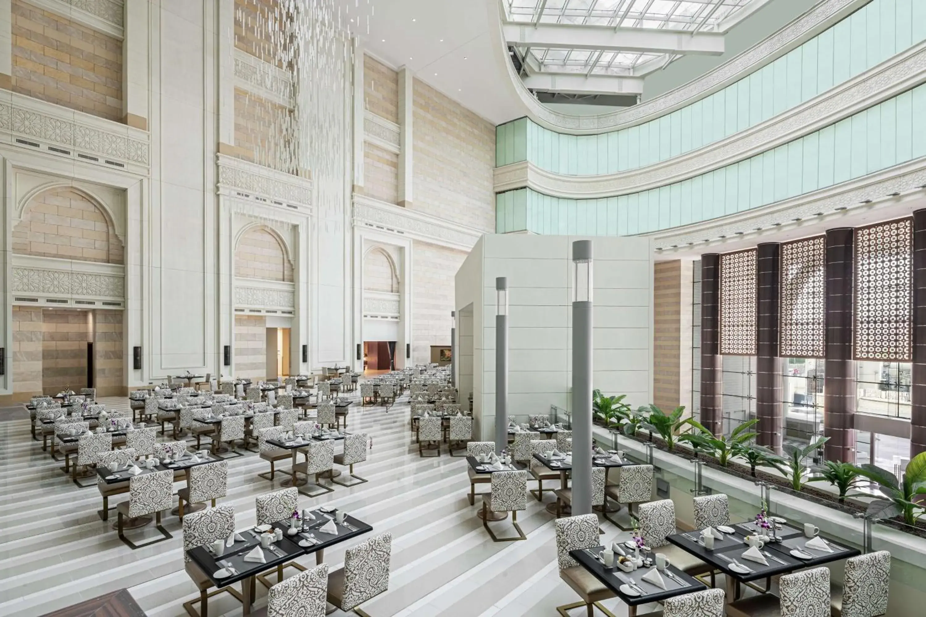 Restaurant/places to eat in Doubletree By Hilton Jabal Omar Makkah Restaurant/places to eat in Doubletree By Hilton Jabal Omar Makkah