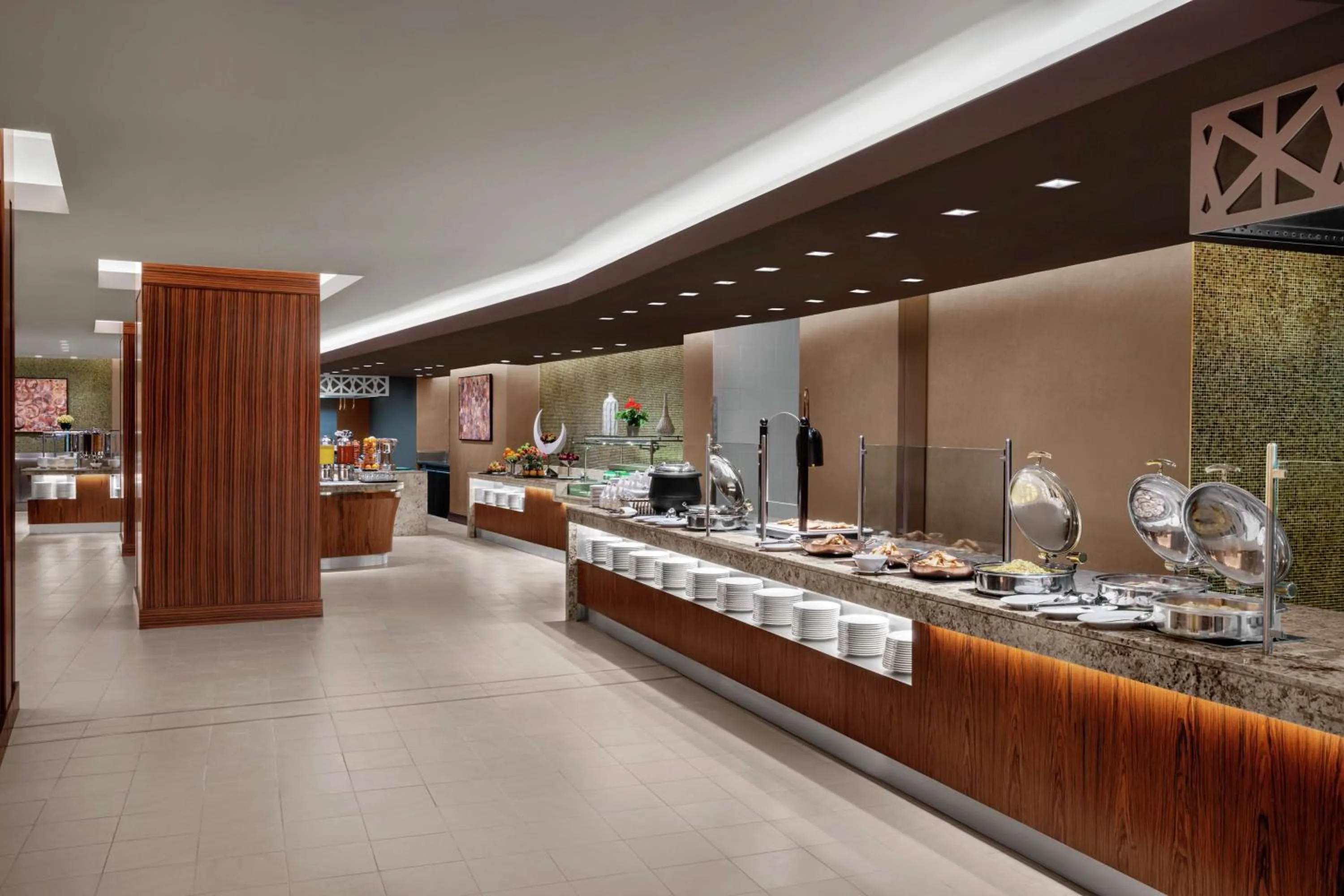 Restaurant/places to eat in Doubletree By Hilton Jabal Omar Makkah