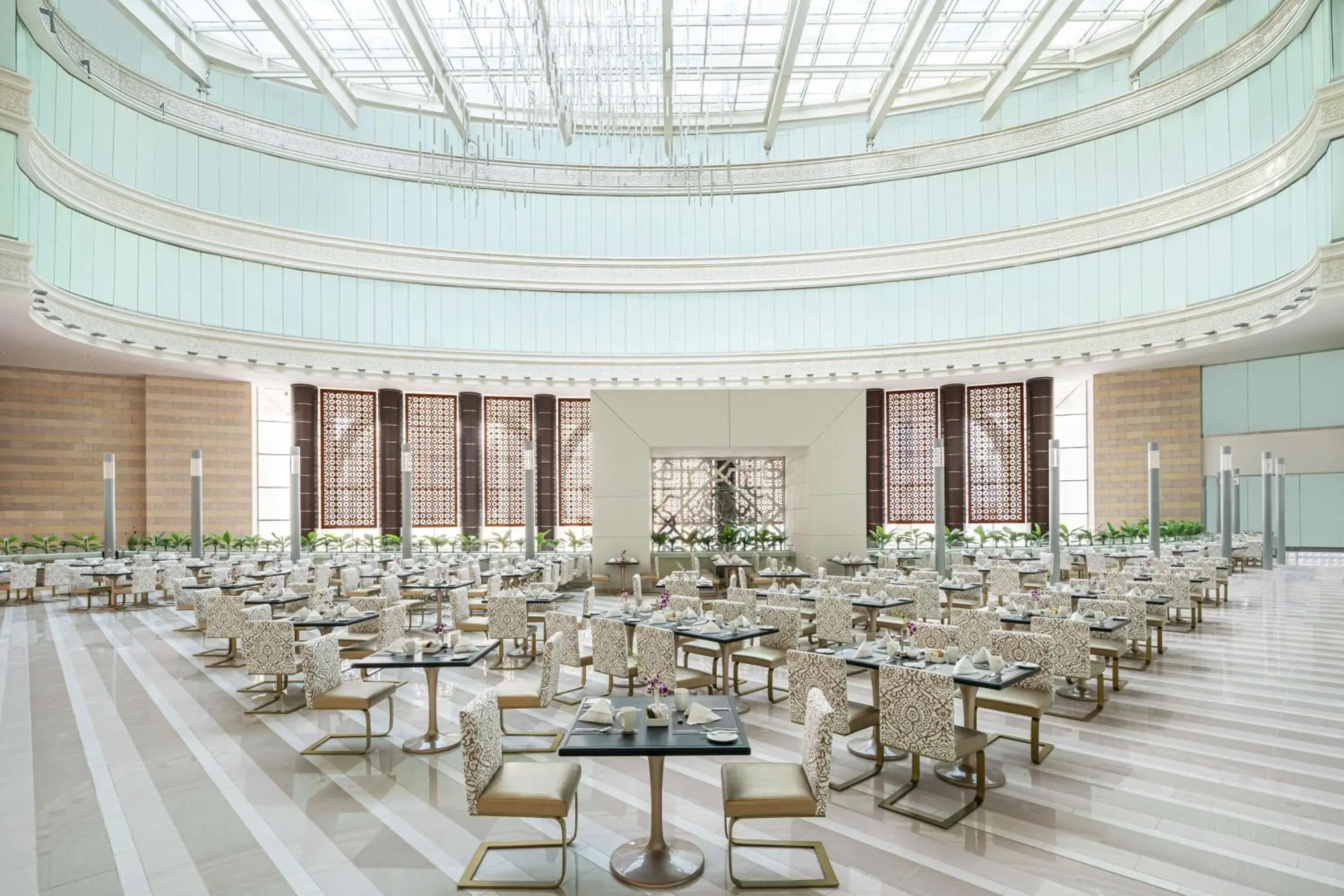 Restaurant/places to eat in Doubletree By Hilton Jabal Omar Makkah Restaurant/places to eat in Doubletree By Hilton Jabal Omar Makkah