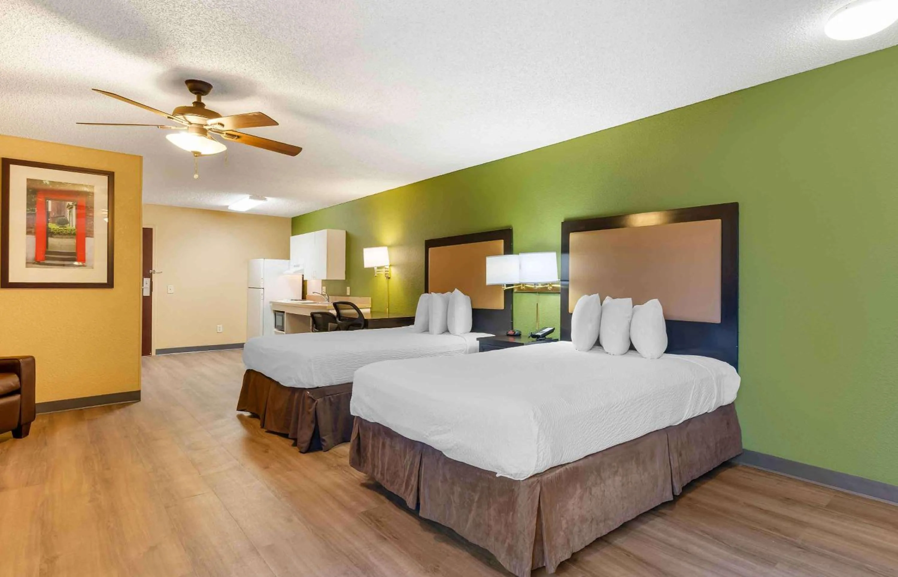 Bedroom, Bed in Extended Stay America Suites - Sacramento - Vacaville