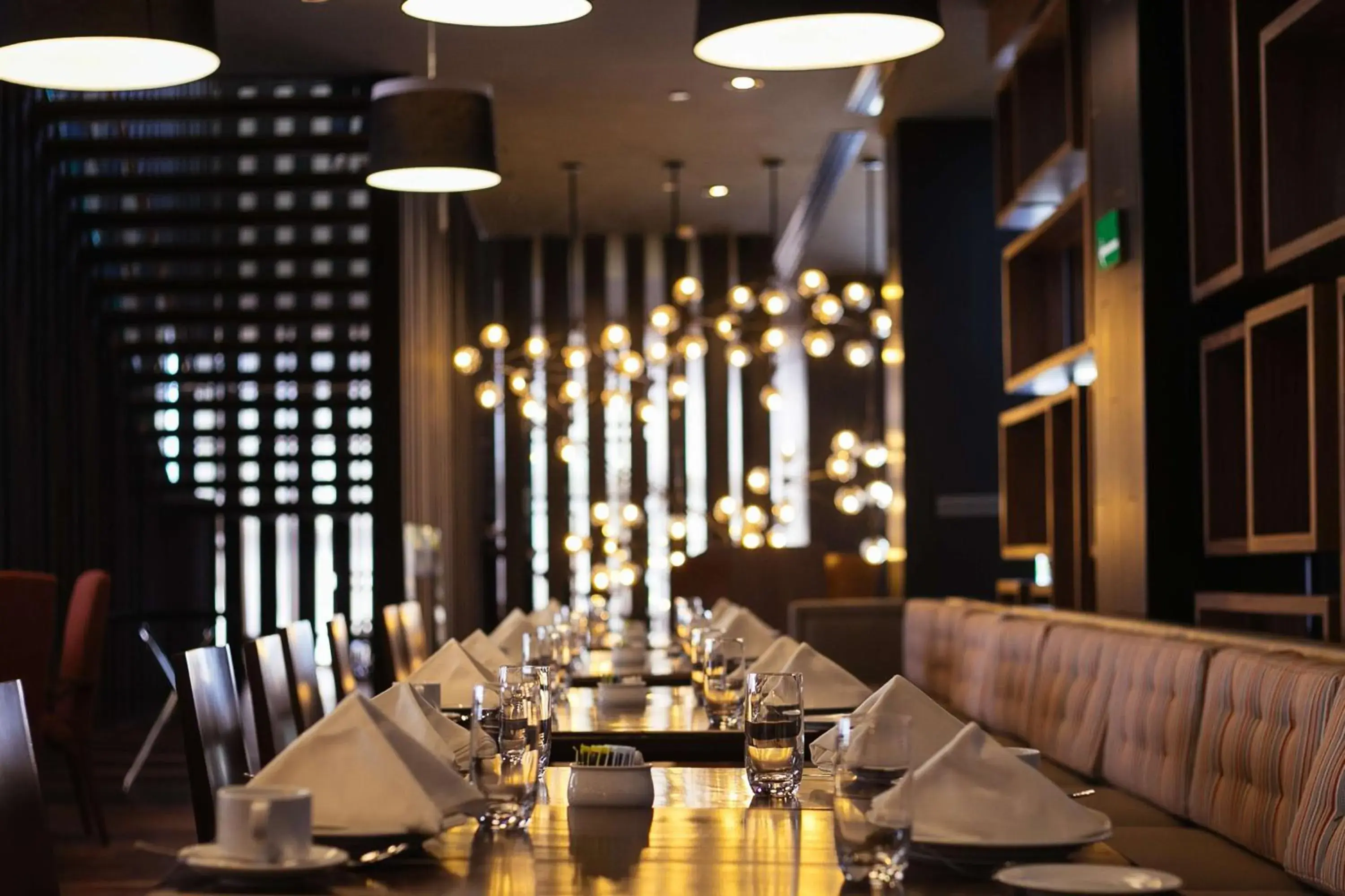 Restaurant/places to eat in Doubletree By Hilton Celaya Restaurant/places to eat in Doubletree By Hilton Celaya