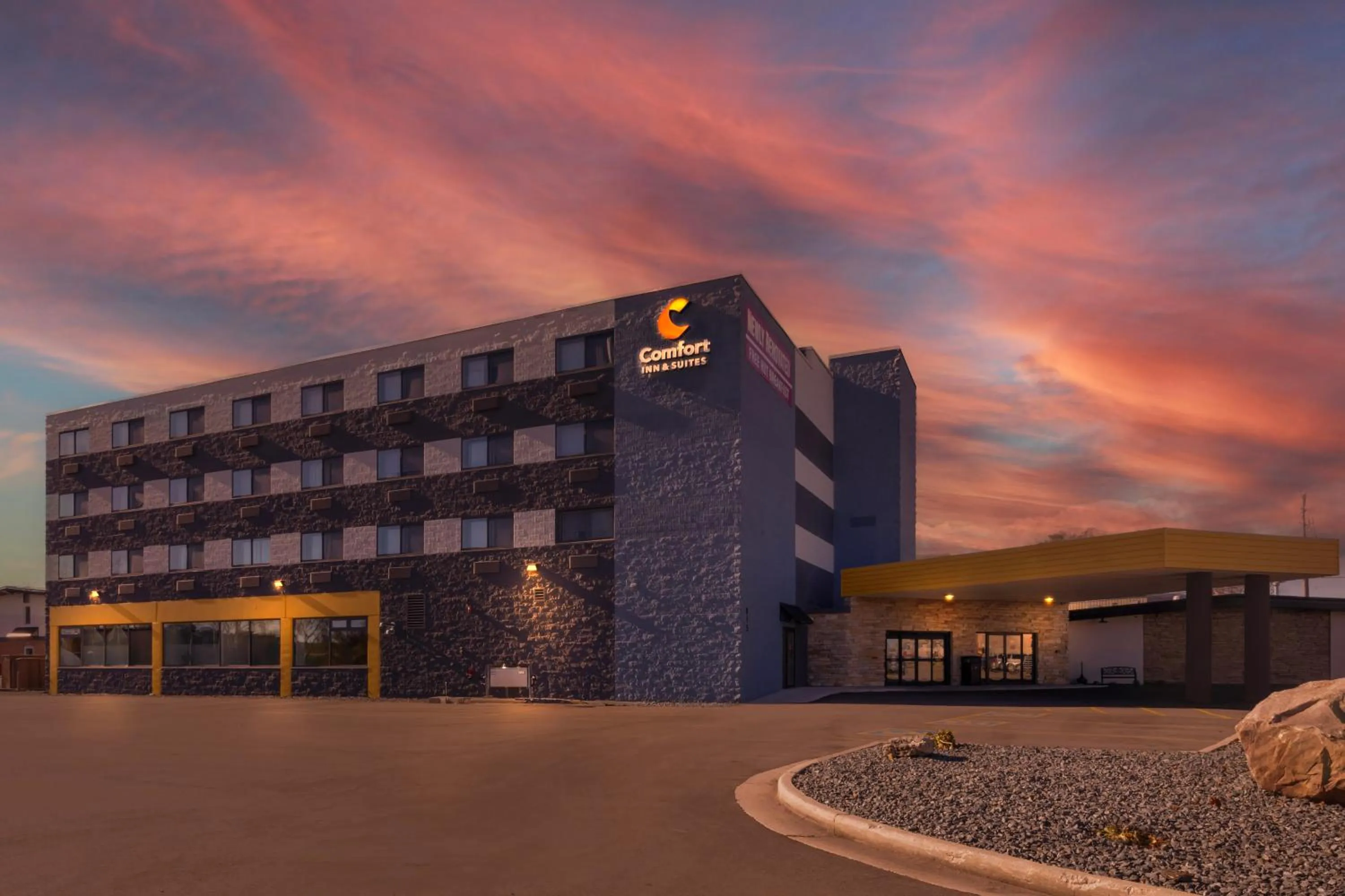 Property building in Comfort Inn & Suites